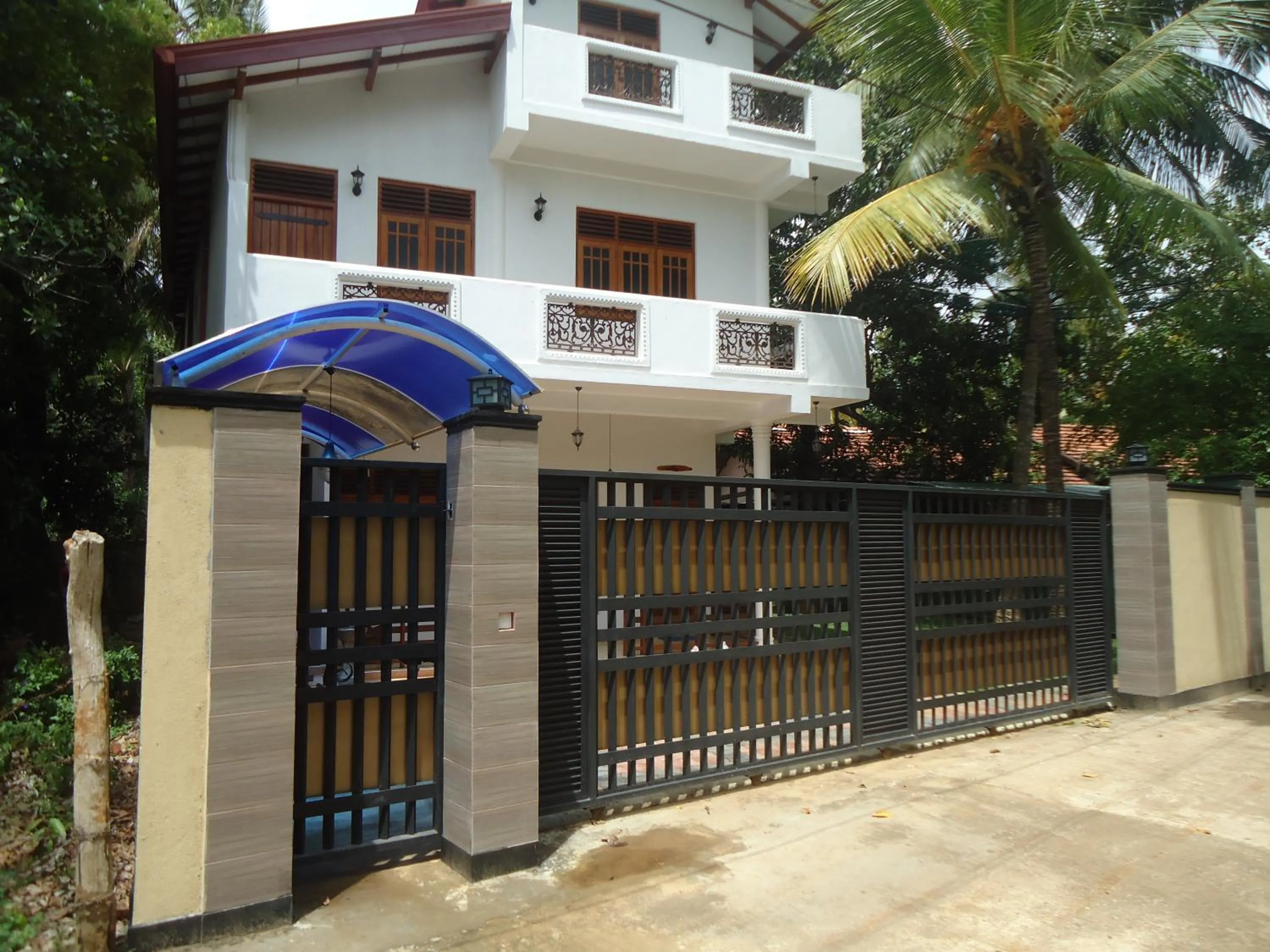 Street view in The Cool Nest Yala Hotel
