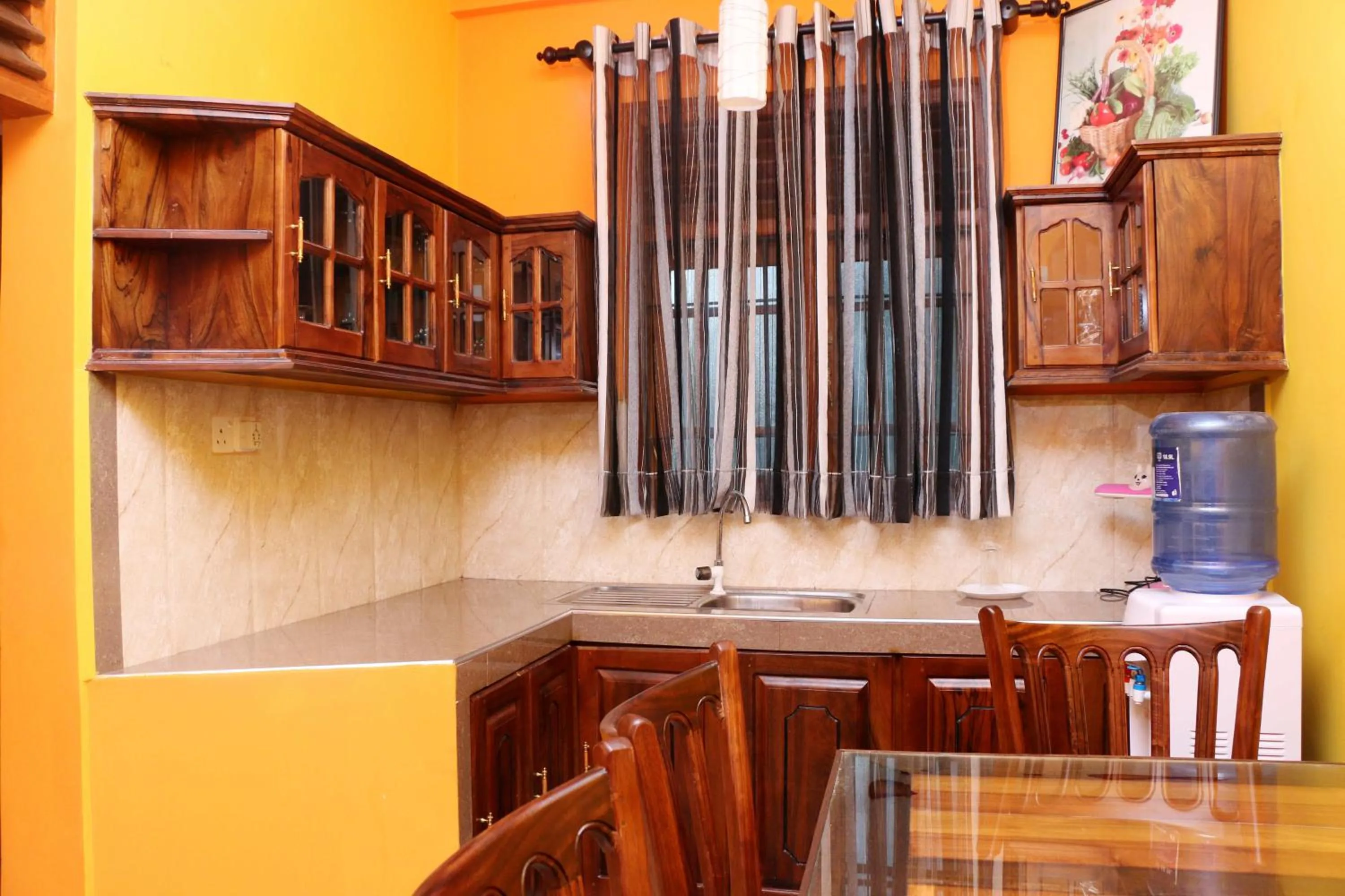 Kitchen or kitchenette in The Cool Nest Yala Hotel