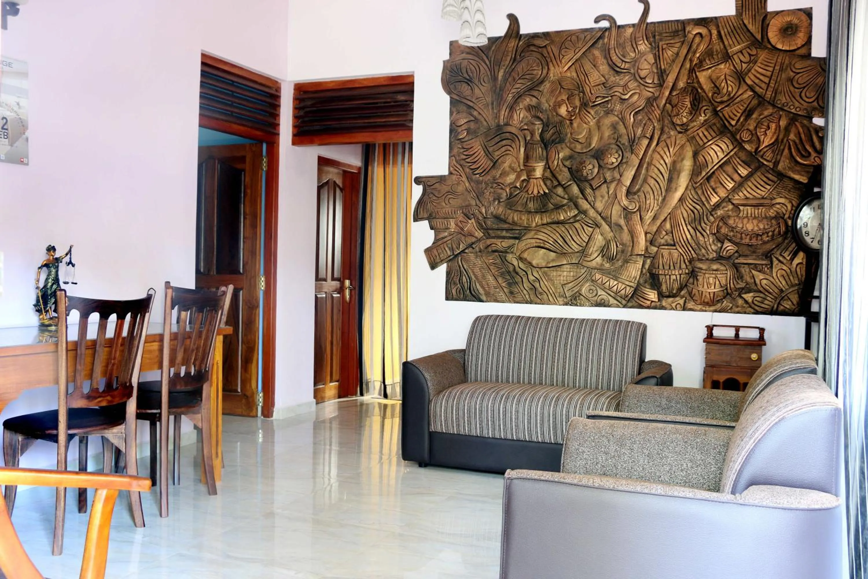 Communal lounge/ TV room in The Cool Nest Yala Hotel