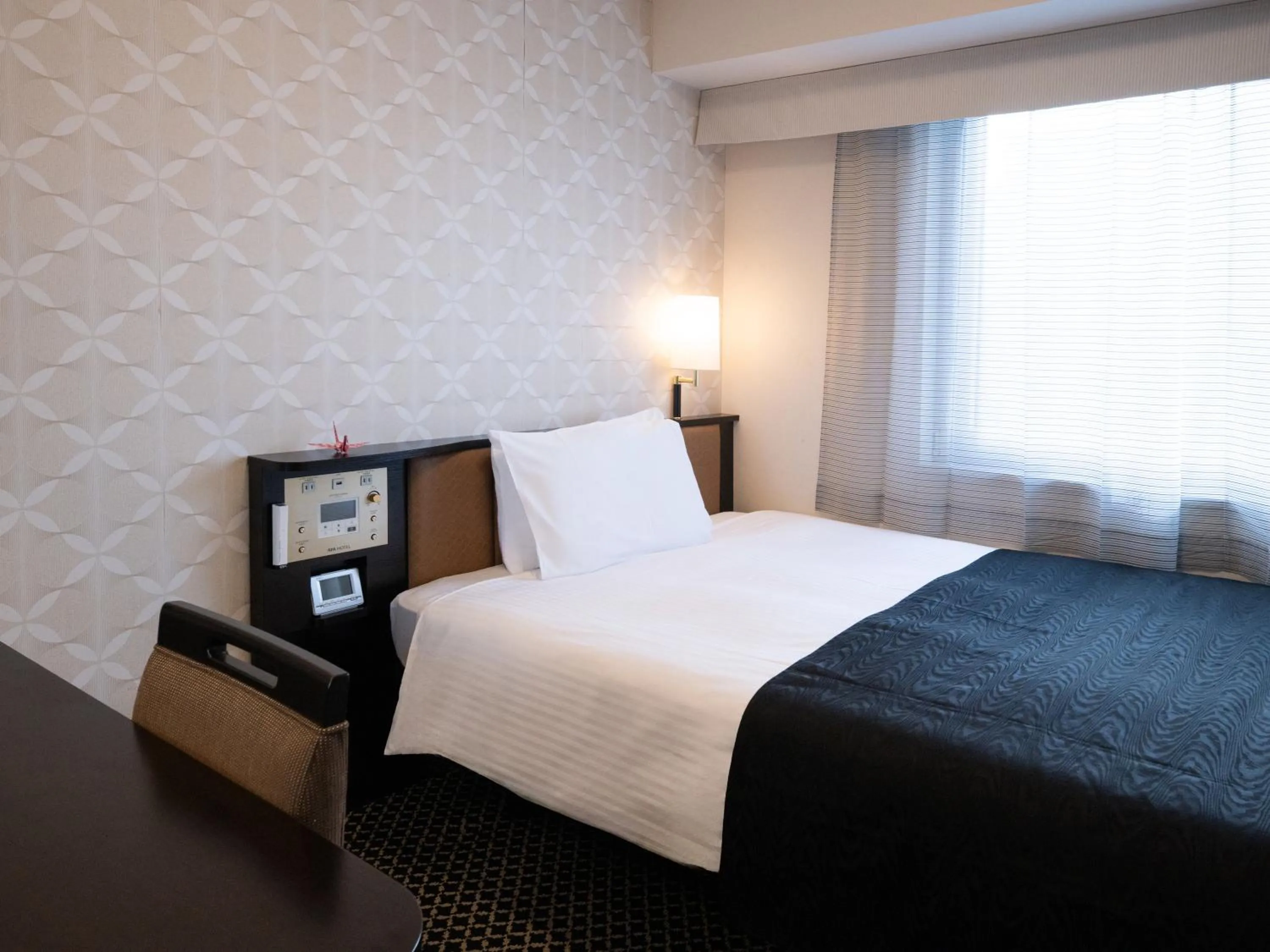 Bed in APA Hotel Higashi Shinjuku Kabukicho Higashi