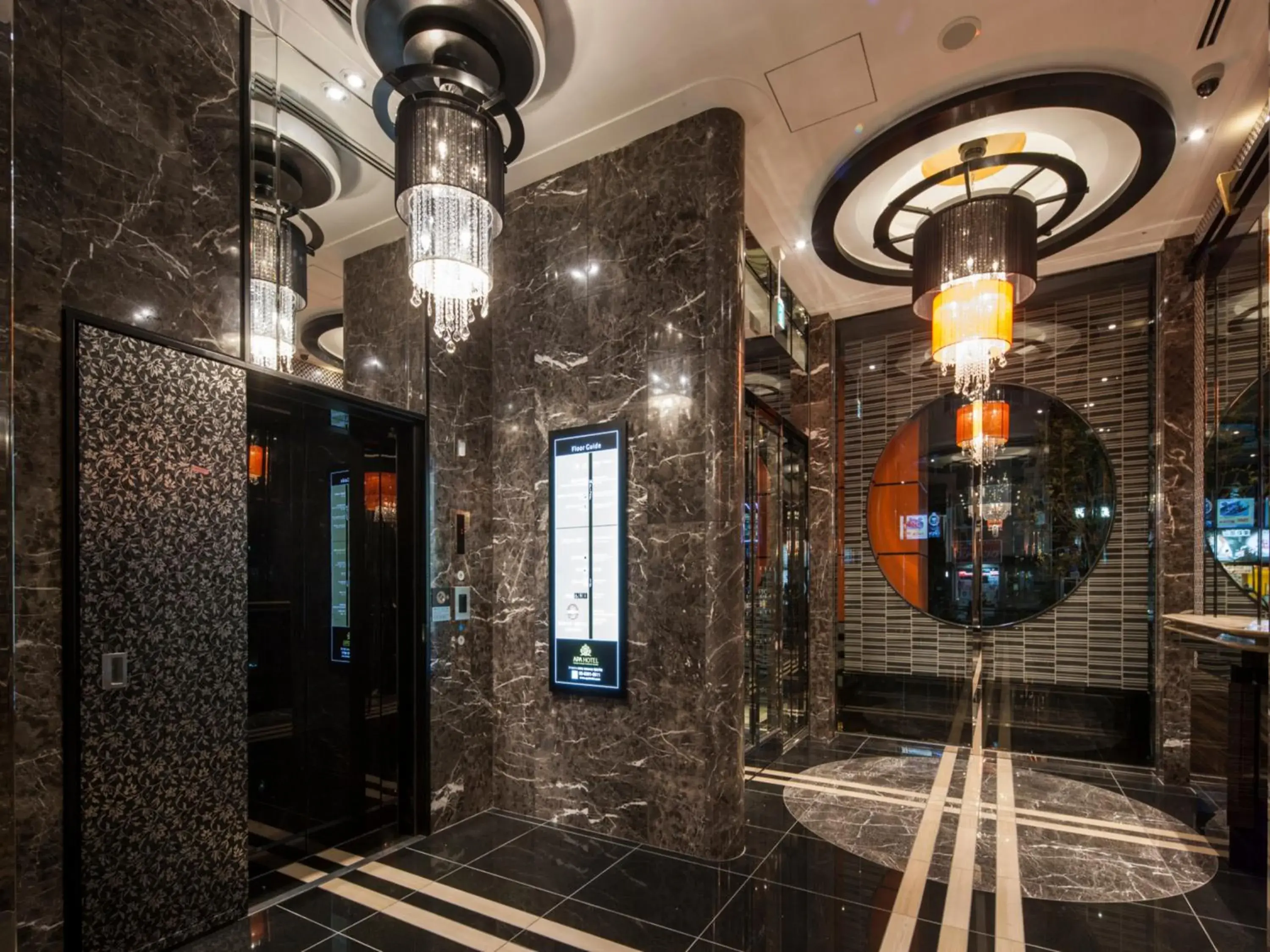 Lobby or reception in APA Hotel Higashi Shinjuku Kabukicho Higashi Lobby or reception in APA Hotel Higashi Shinjuku Kabukicho Higashi