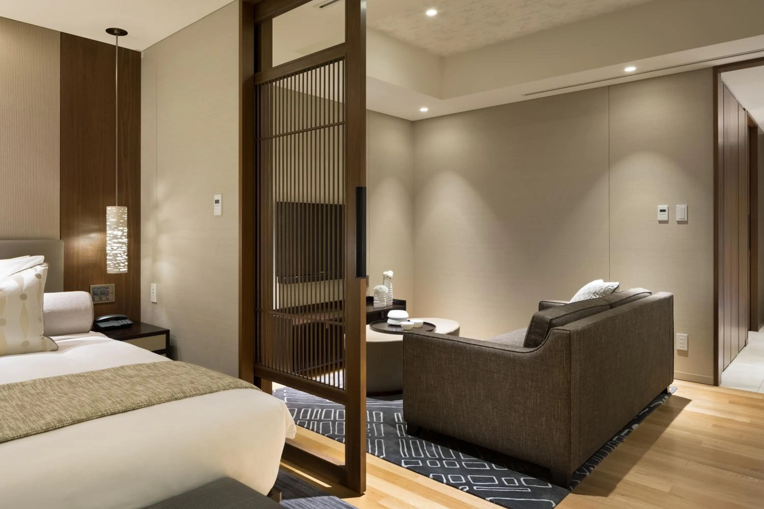 Bed in Ascott Marunouchi Tokyo