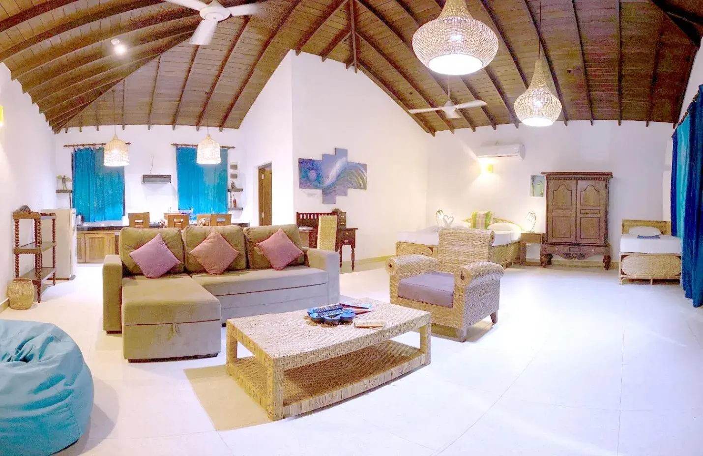 Family Bungalow in Dream Garden Family Bungalow in Dream Garden