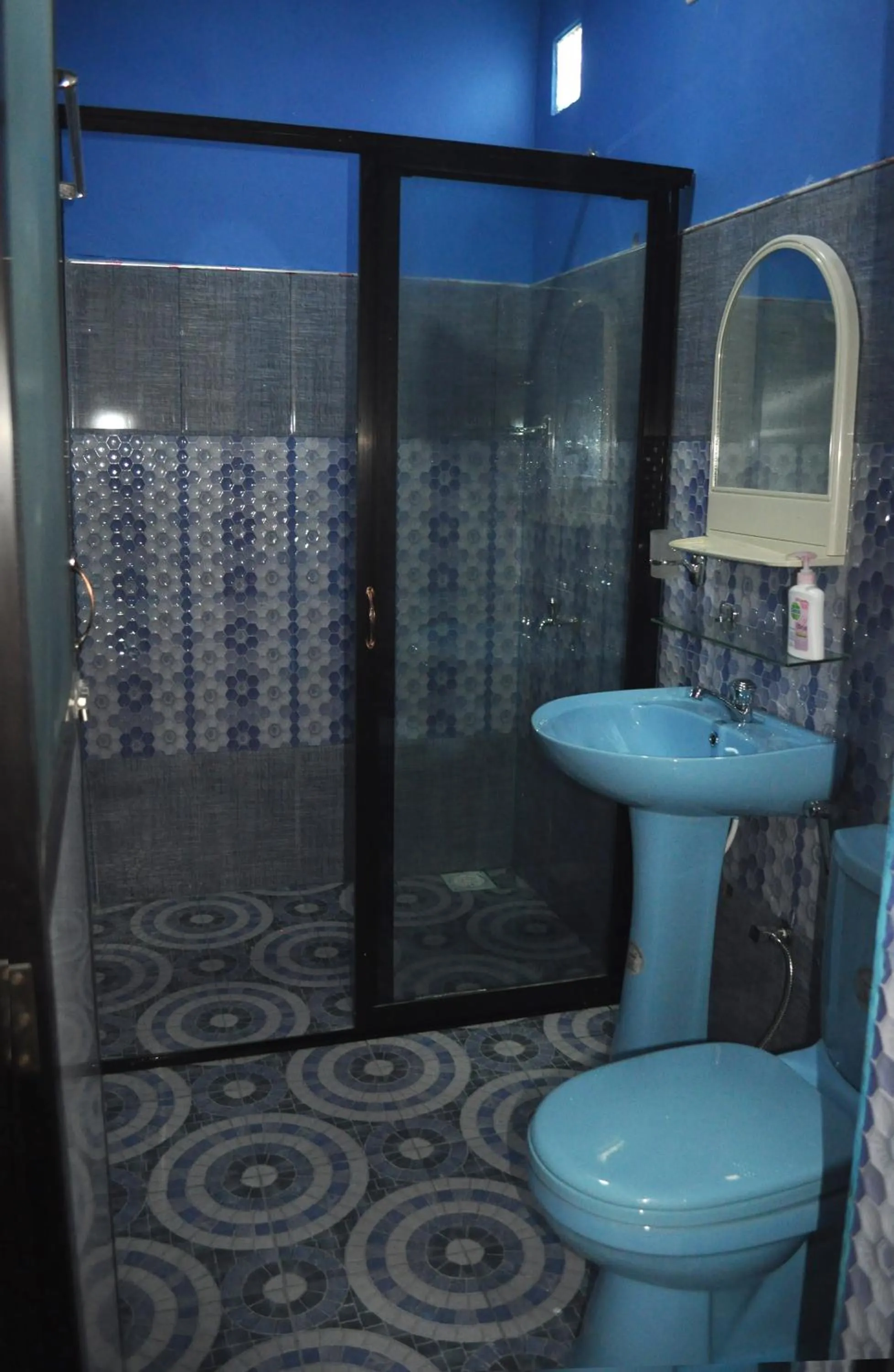 Bathroom in Nilaveli Star View Hotel
