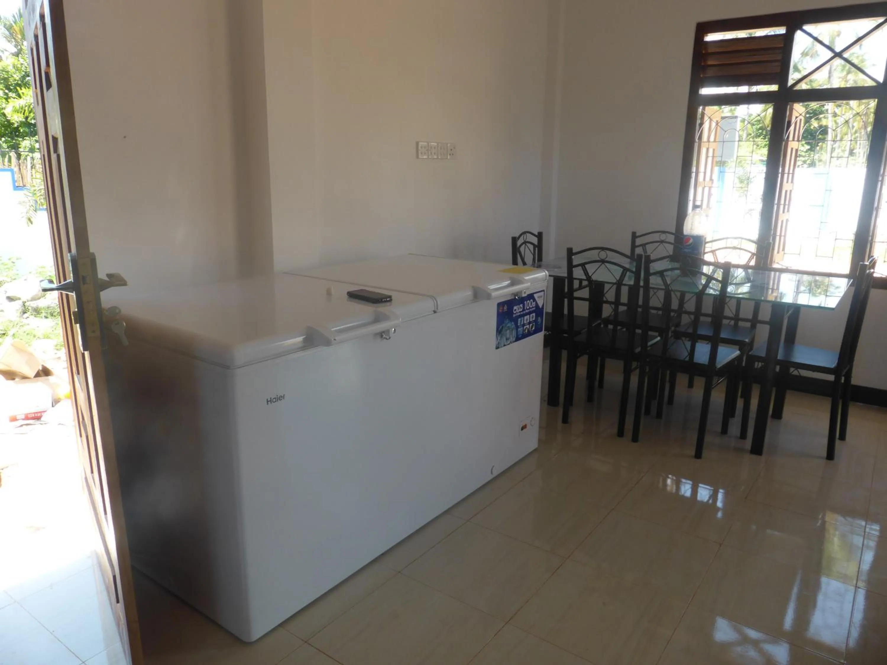 Restaurant/places to eat in Nilaveli Star View Hotel