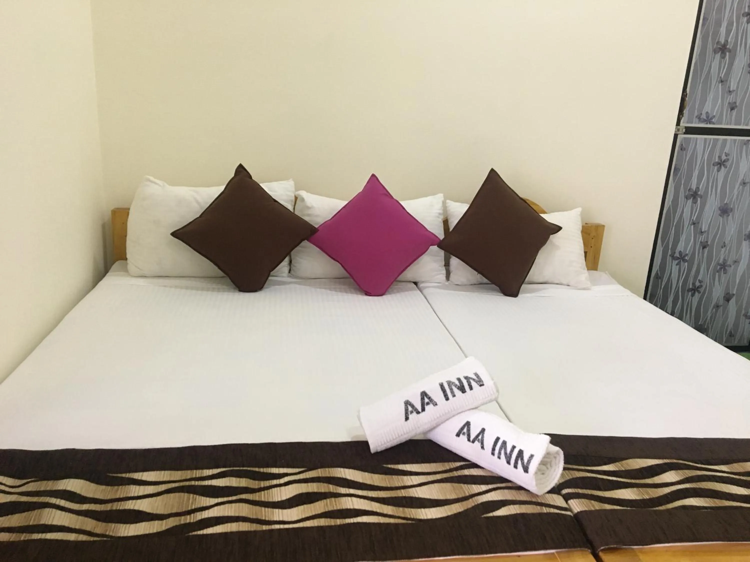 Photo of the whole room, Bed in Aa Inn