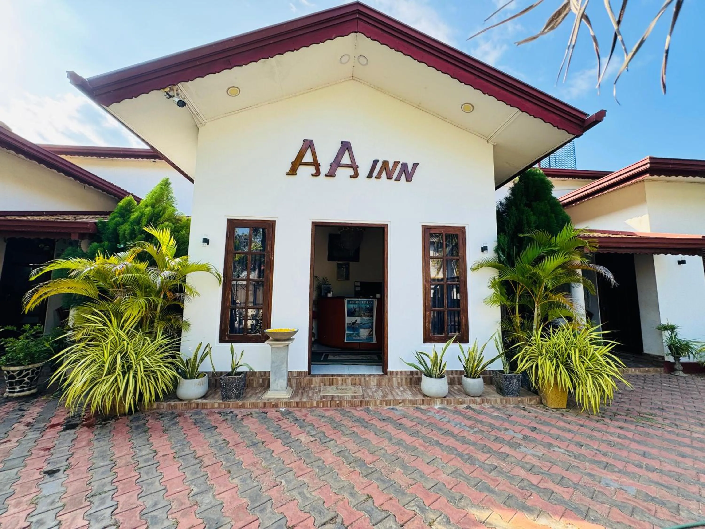 Facade/entrance in Aa Inn