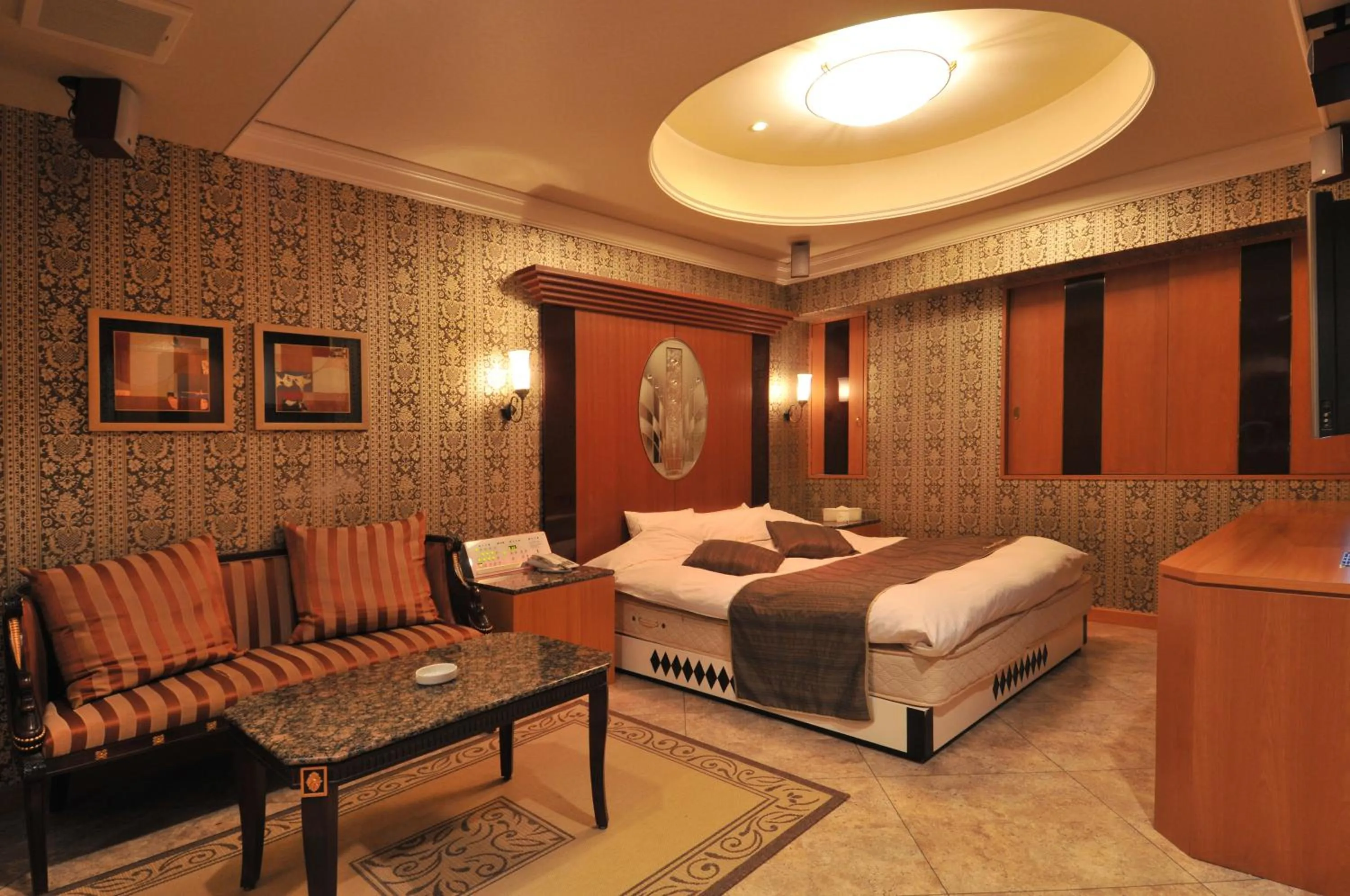 Decorative detail in Hotel Venus Ritz (Adult Only)