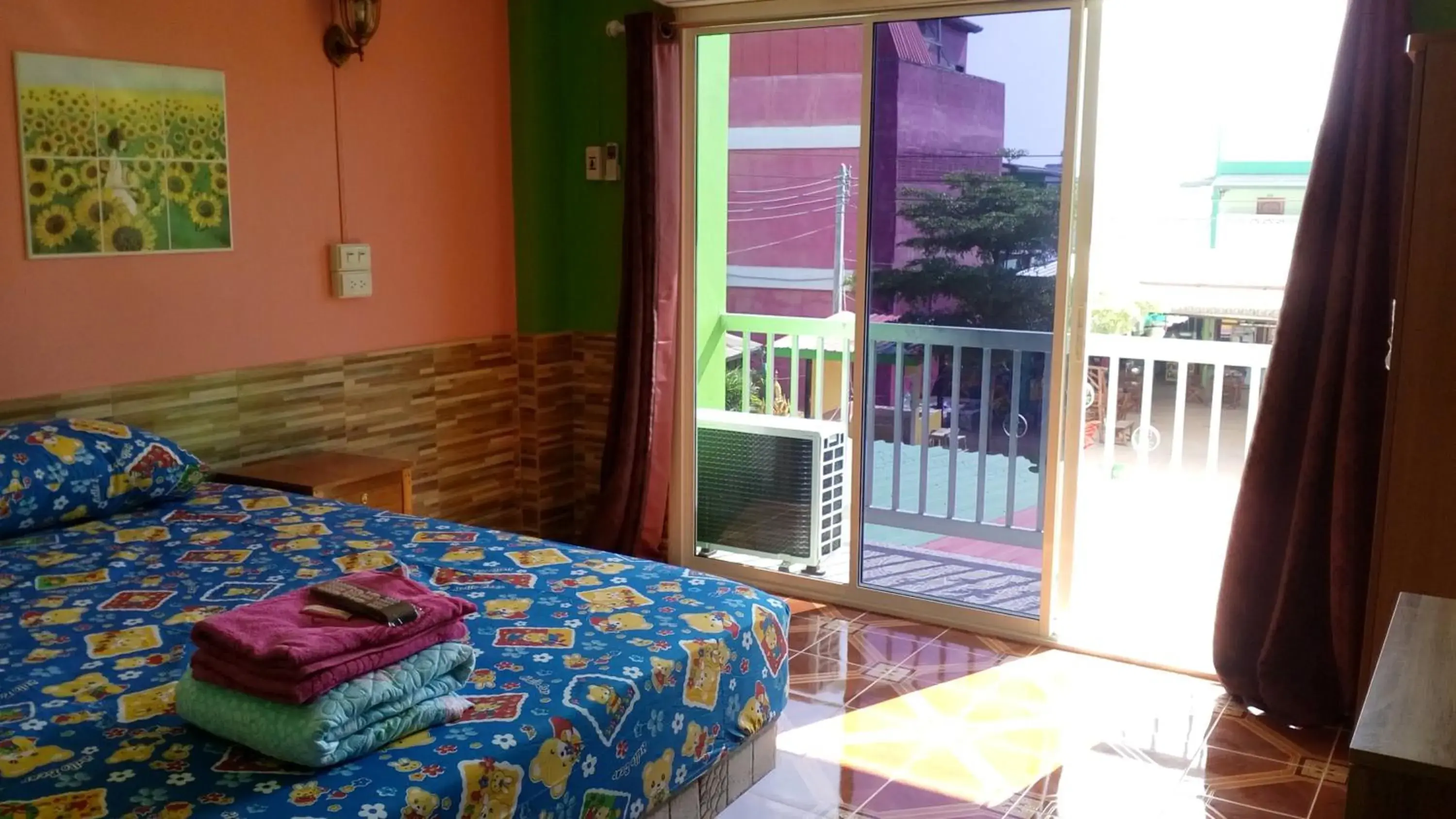 Bedroom, Bed in Rueangsrisiri Guesthouse 2 Bedroom, Bed in Rueangsrisiri Guesthouse 2