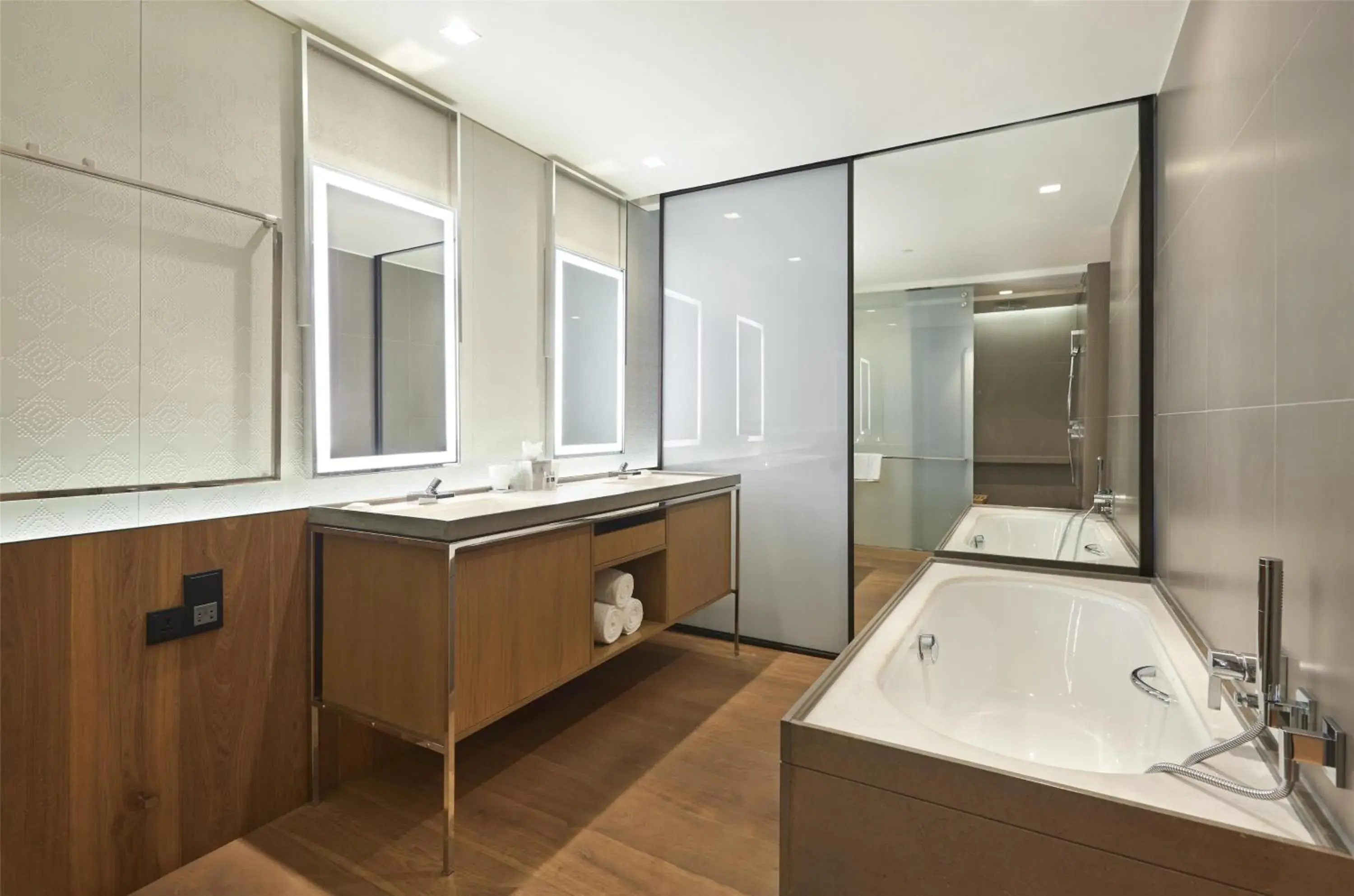 Bathroom in Andaz Delhi, by Hyatt Bathroom in Andaz Delhi, by Hyatt