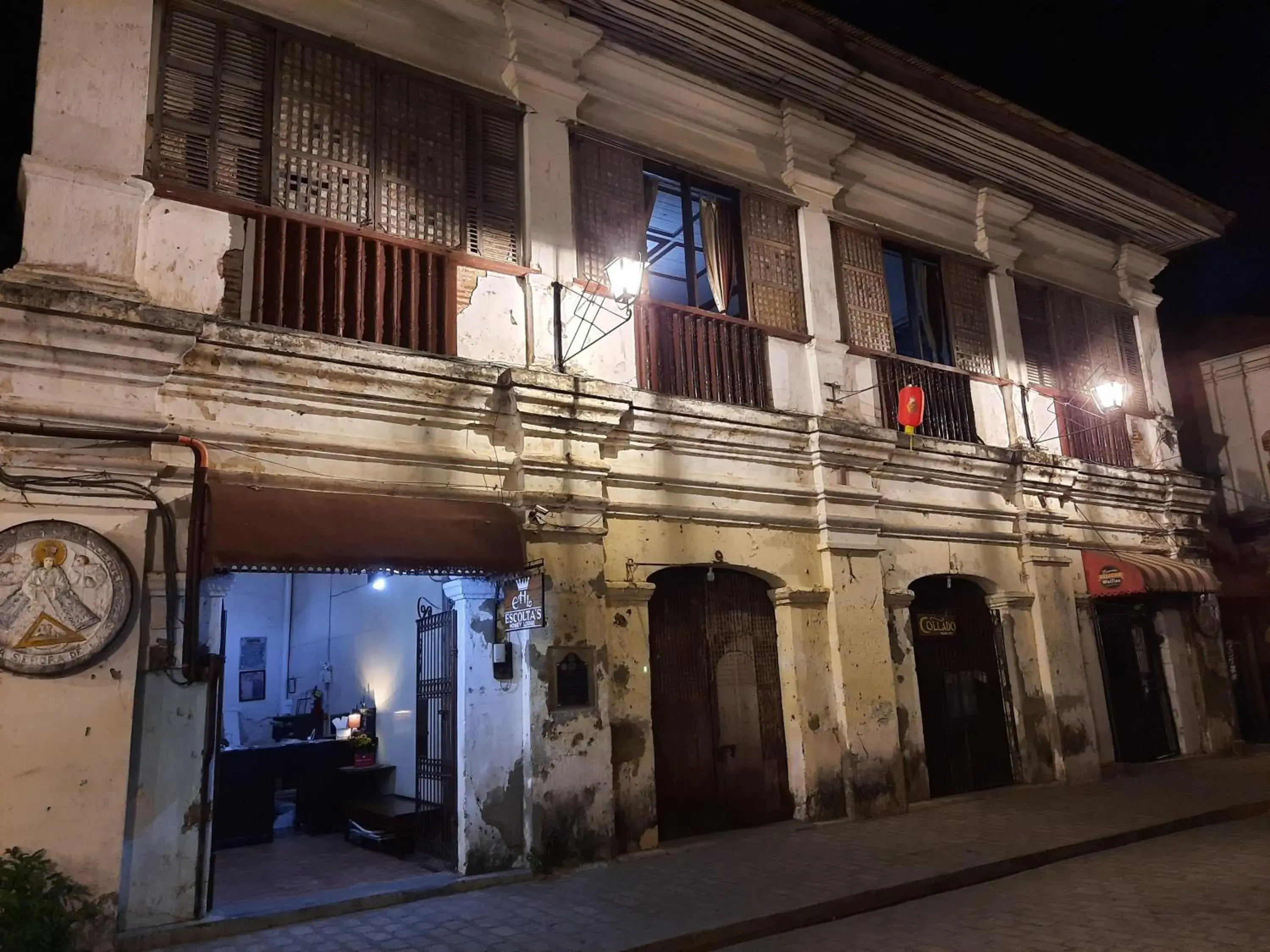 Property building in Escolta's Homey Lodge Property building in Escolta's Homey Lodge