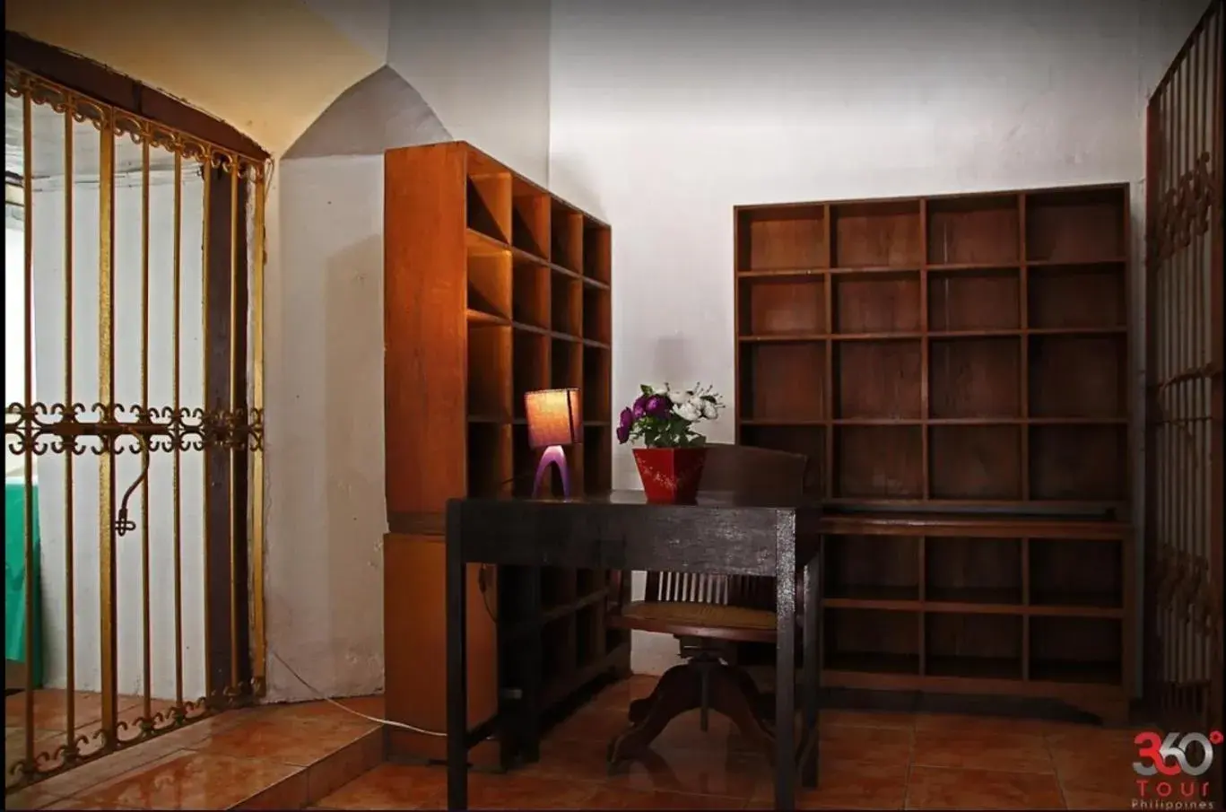 Facade/entrance in Escolta's Homey Lodge Facade/entrance in Escolta's Homey Lodge