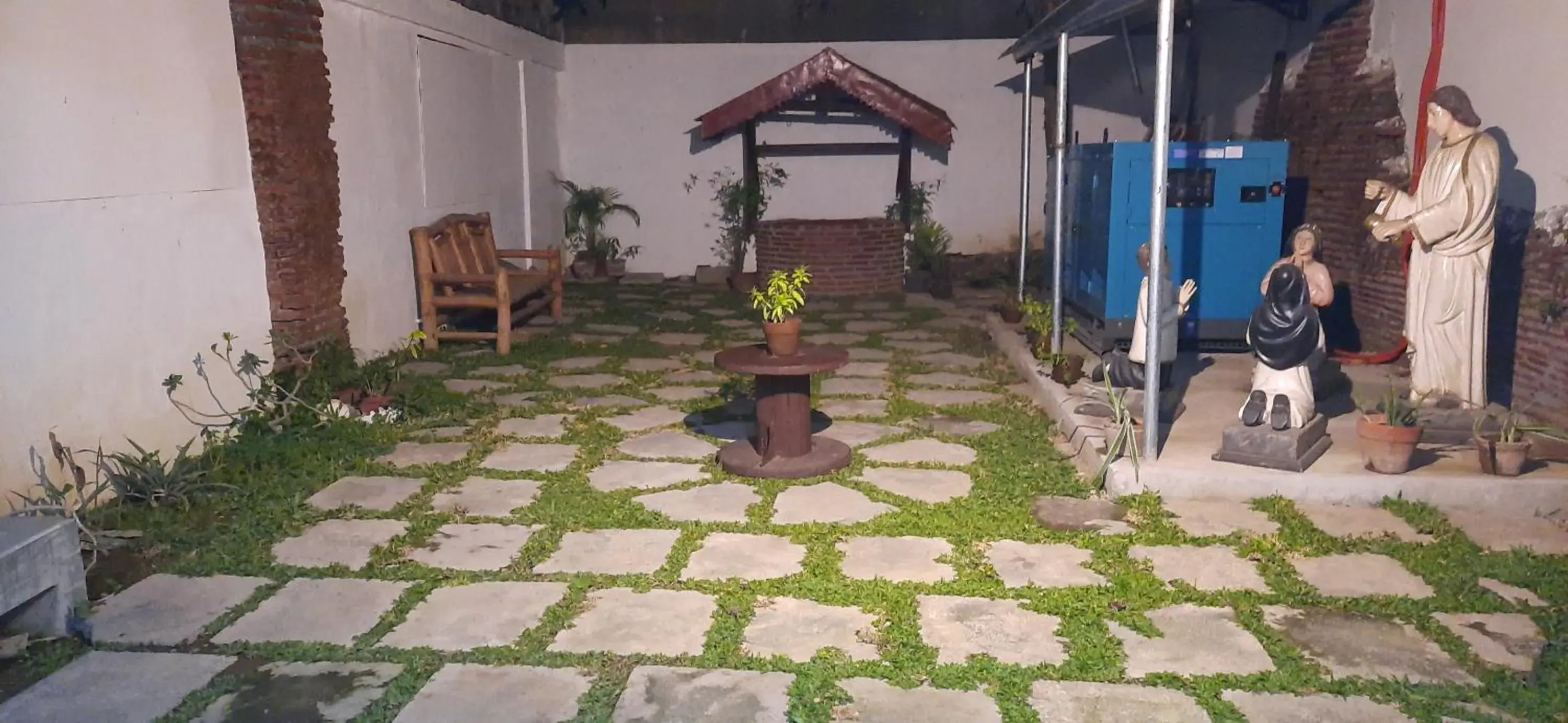 Night in Escolta's Homey Lodge Night in Escolta's Homey Lodge