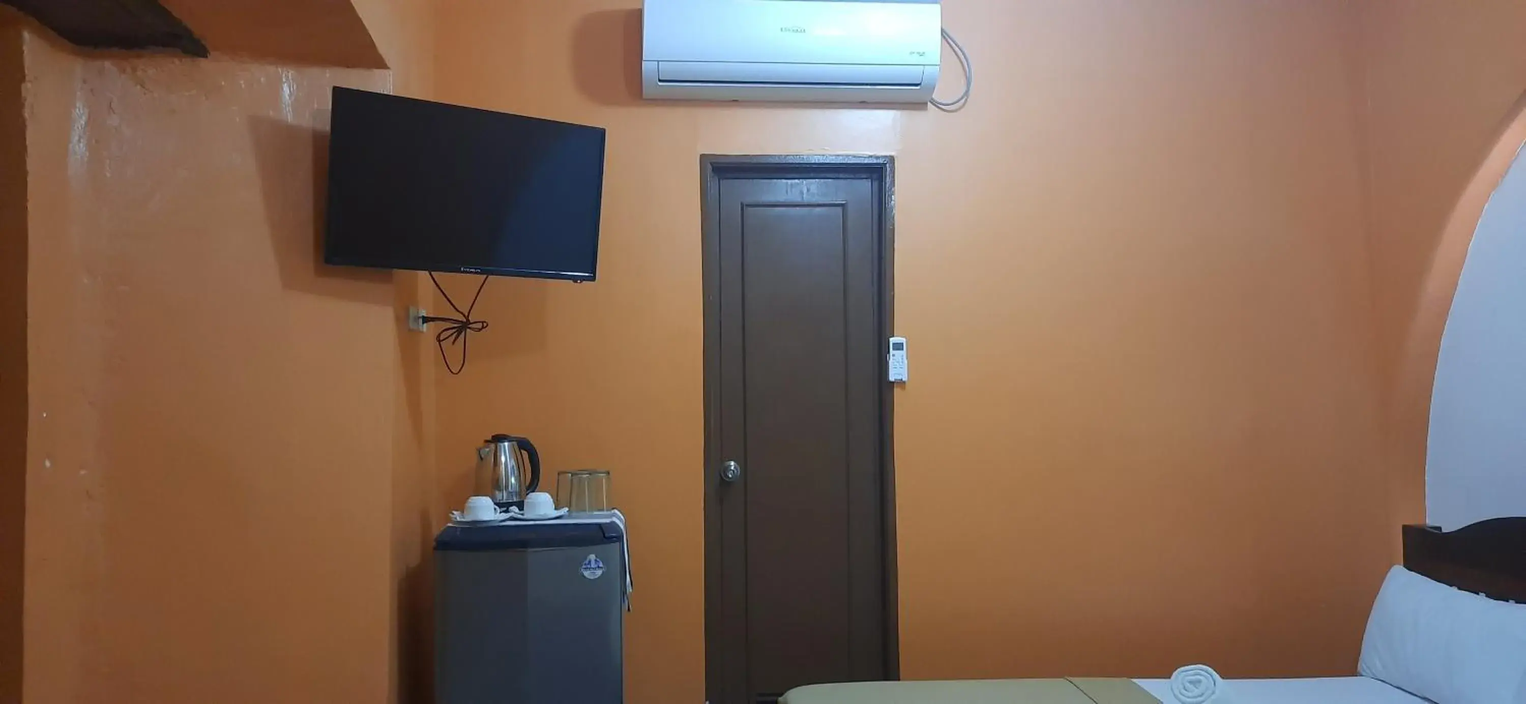 Bed in Escolta's Homey Lodge Bed in Escolta's Homey Lodge