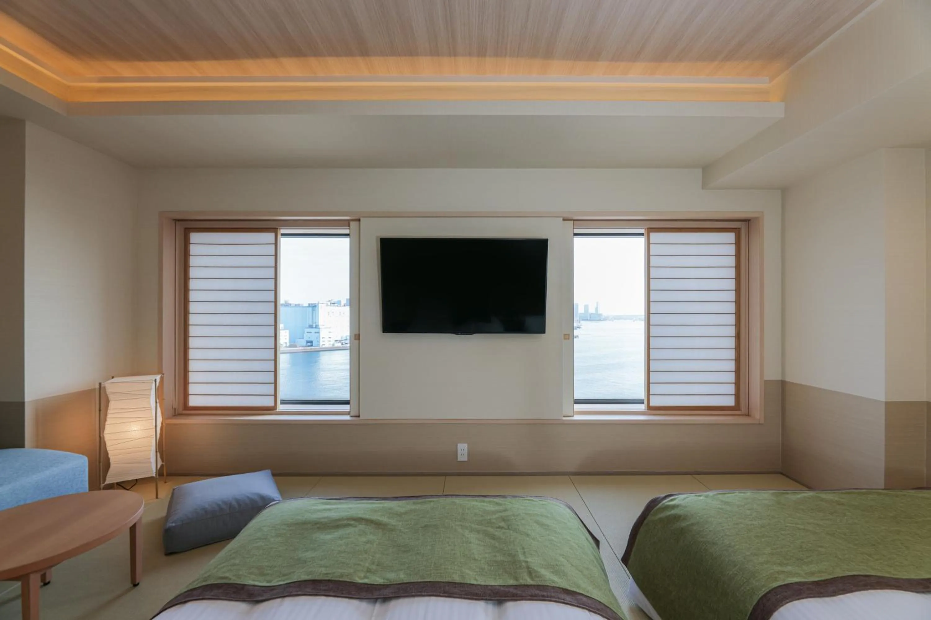 Photo of the whole room, Bed in Bayside Hotel Azur Takeshiba