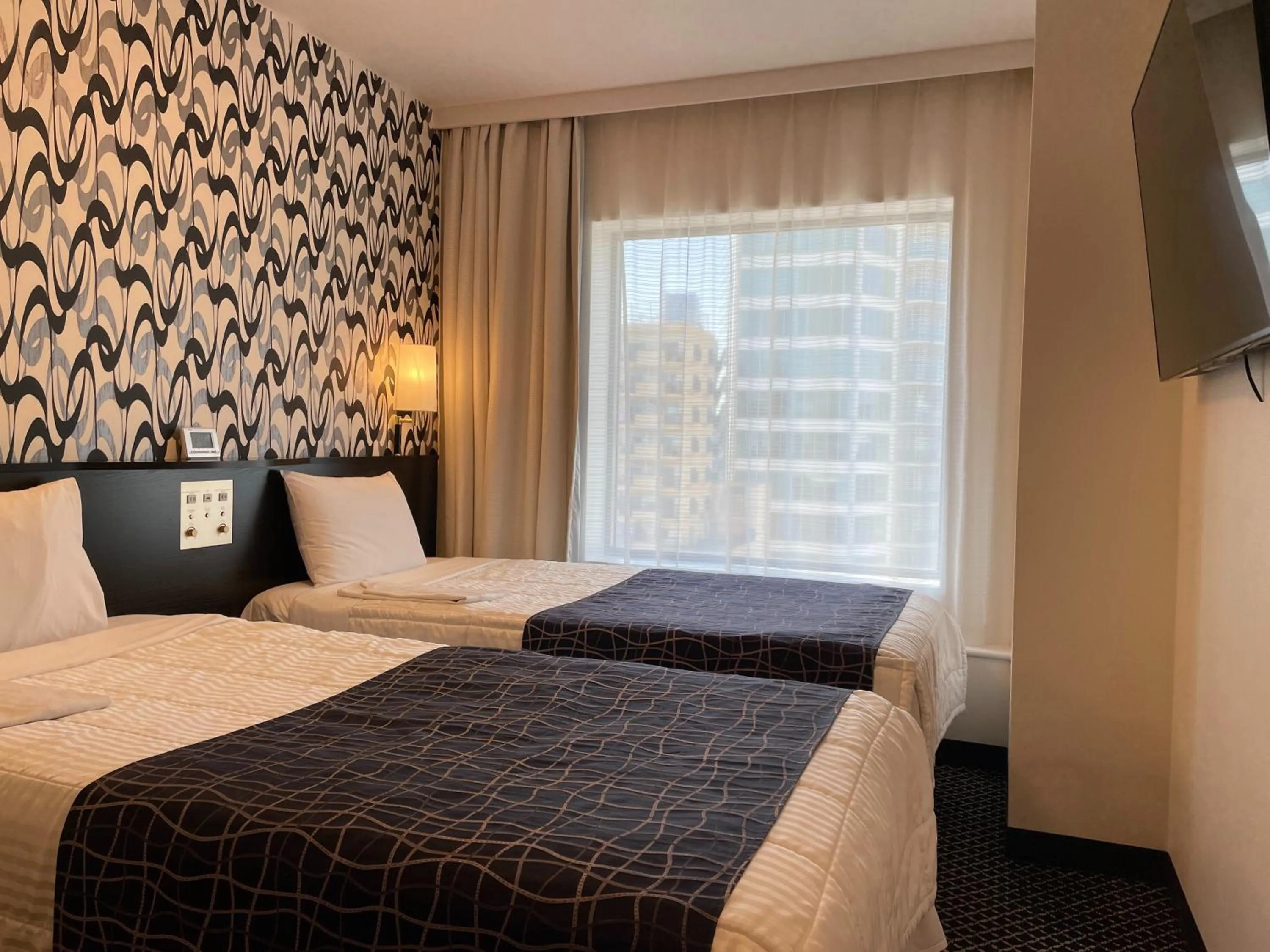 Photo of the whole room, Bed in Bayside Hotel Azur Takeshiba