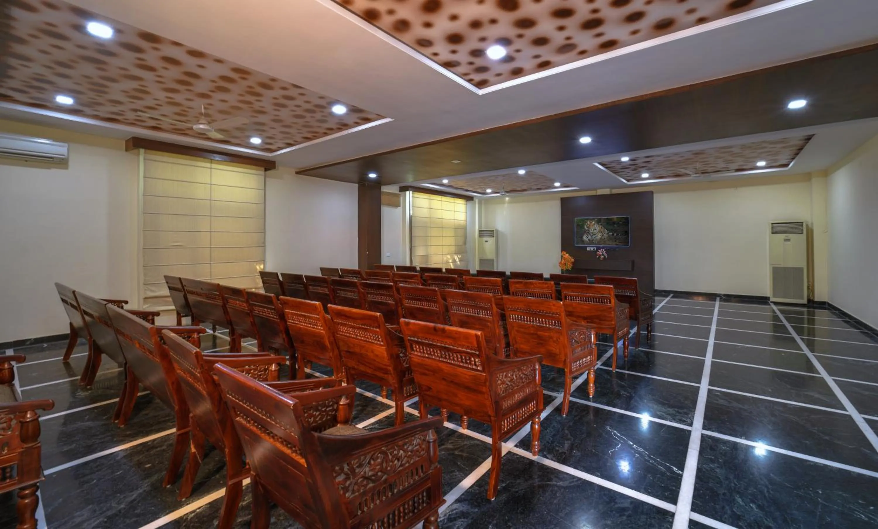 Meeting/conference room in Jungle Vilas