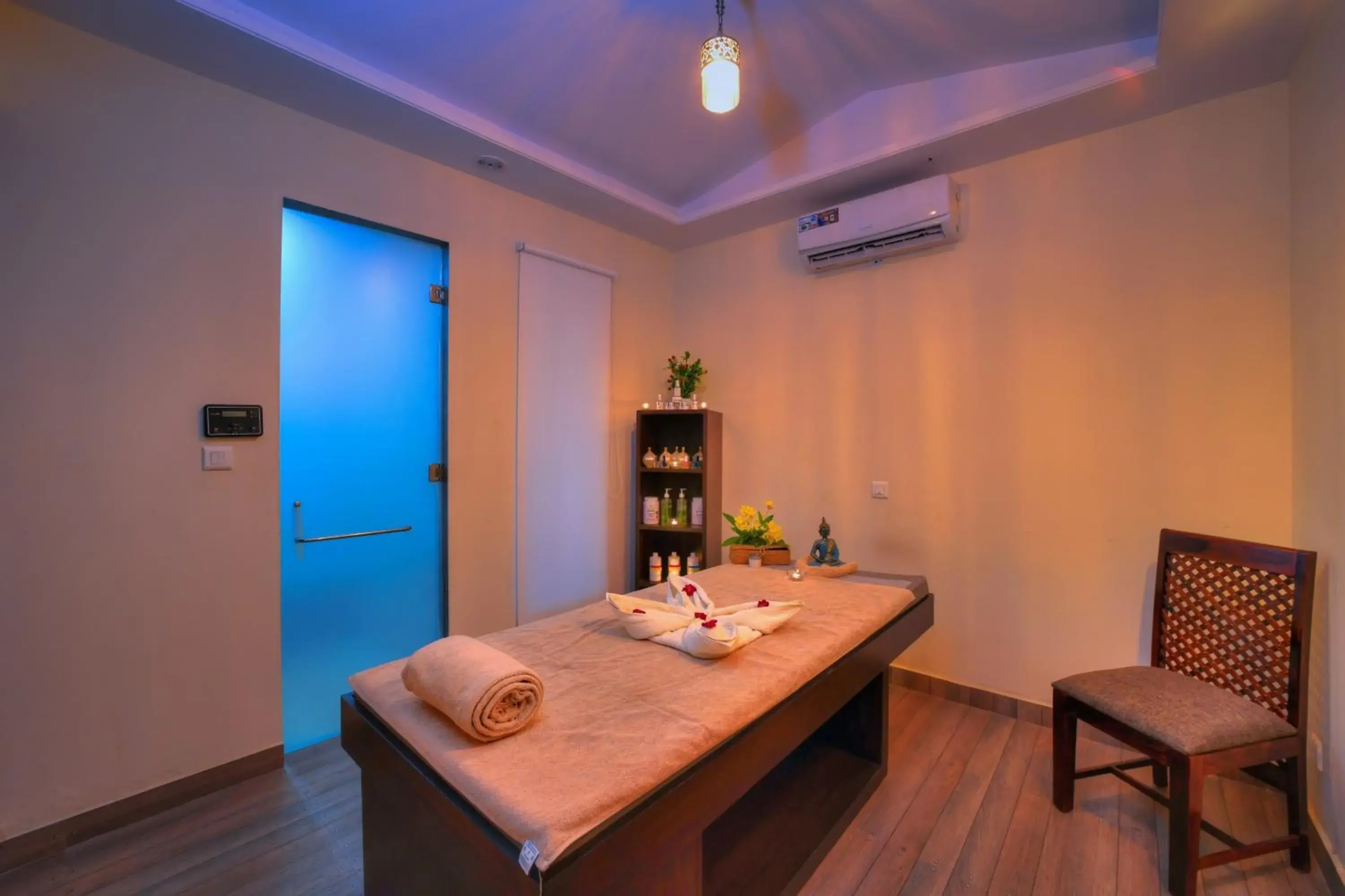 Spa and wellness centre/facilities in Jungle Vilas Spa and wellness centre/facilities in Jungle Vilas