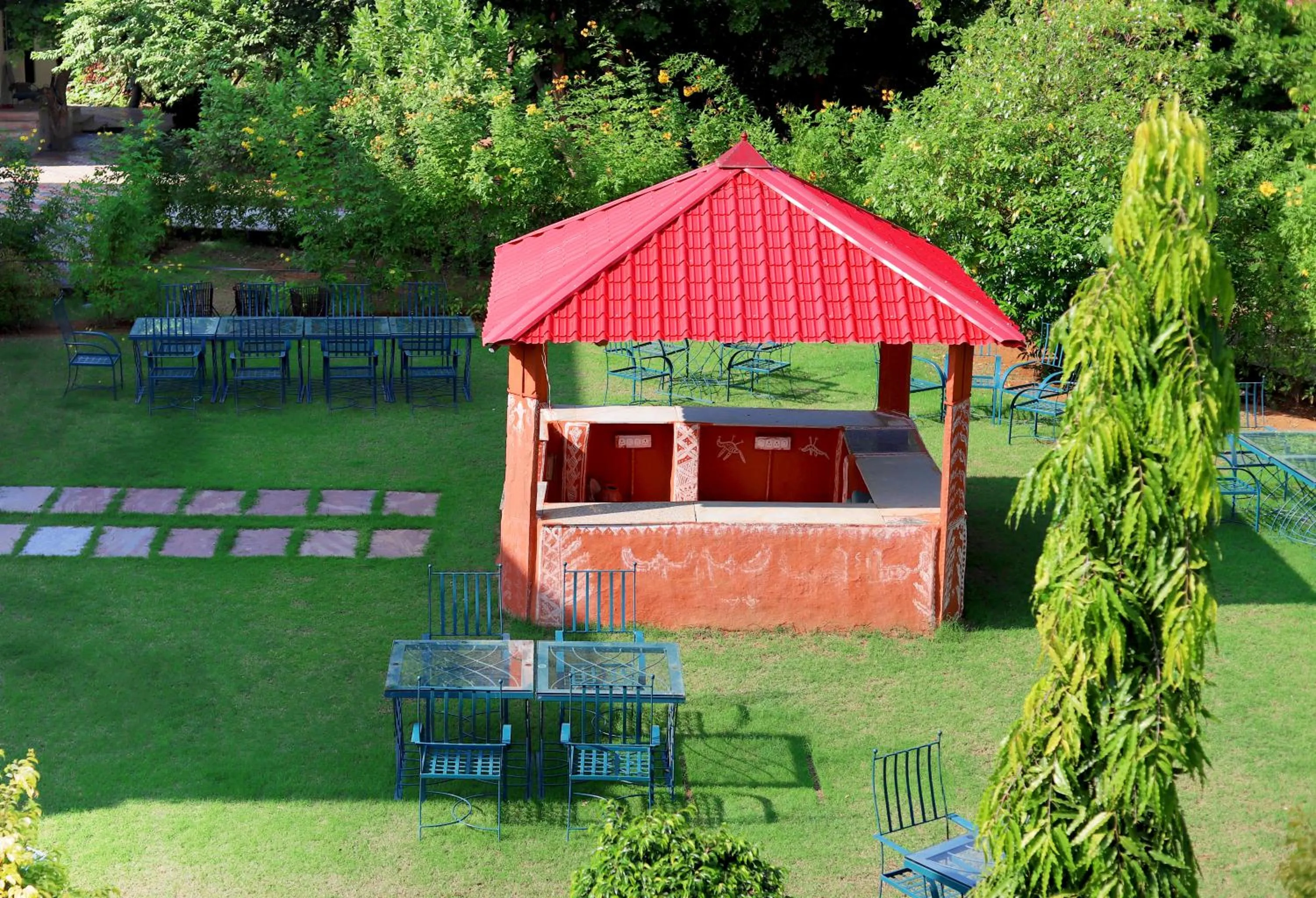 Garden in Jungle Vilas