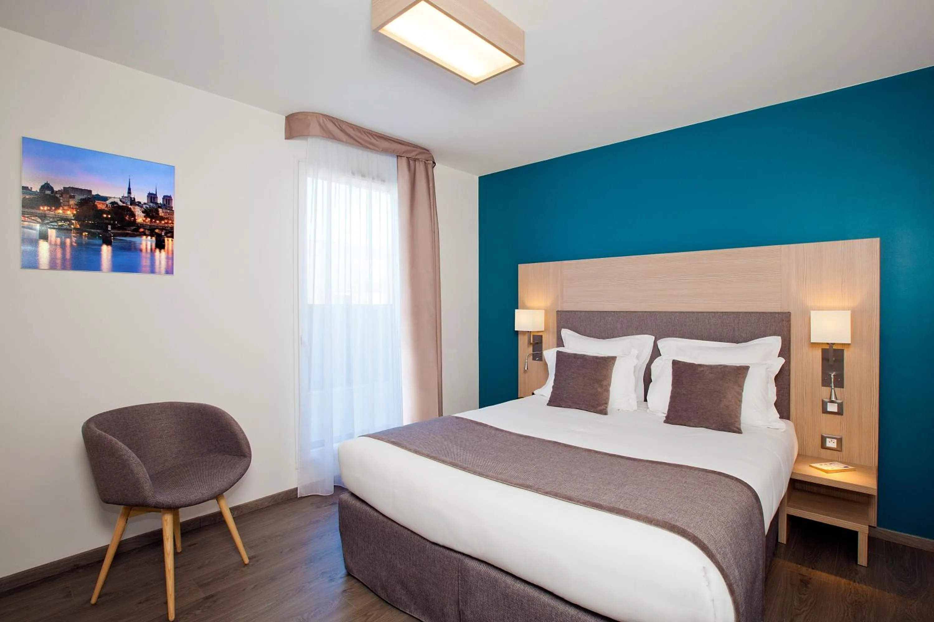 Bed in Residhome Asnieres Park