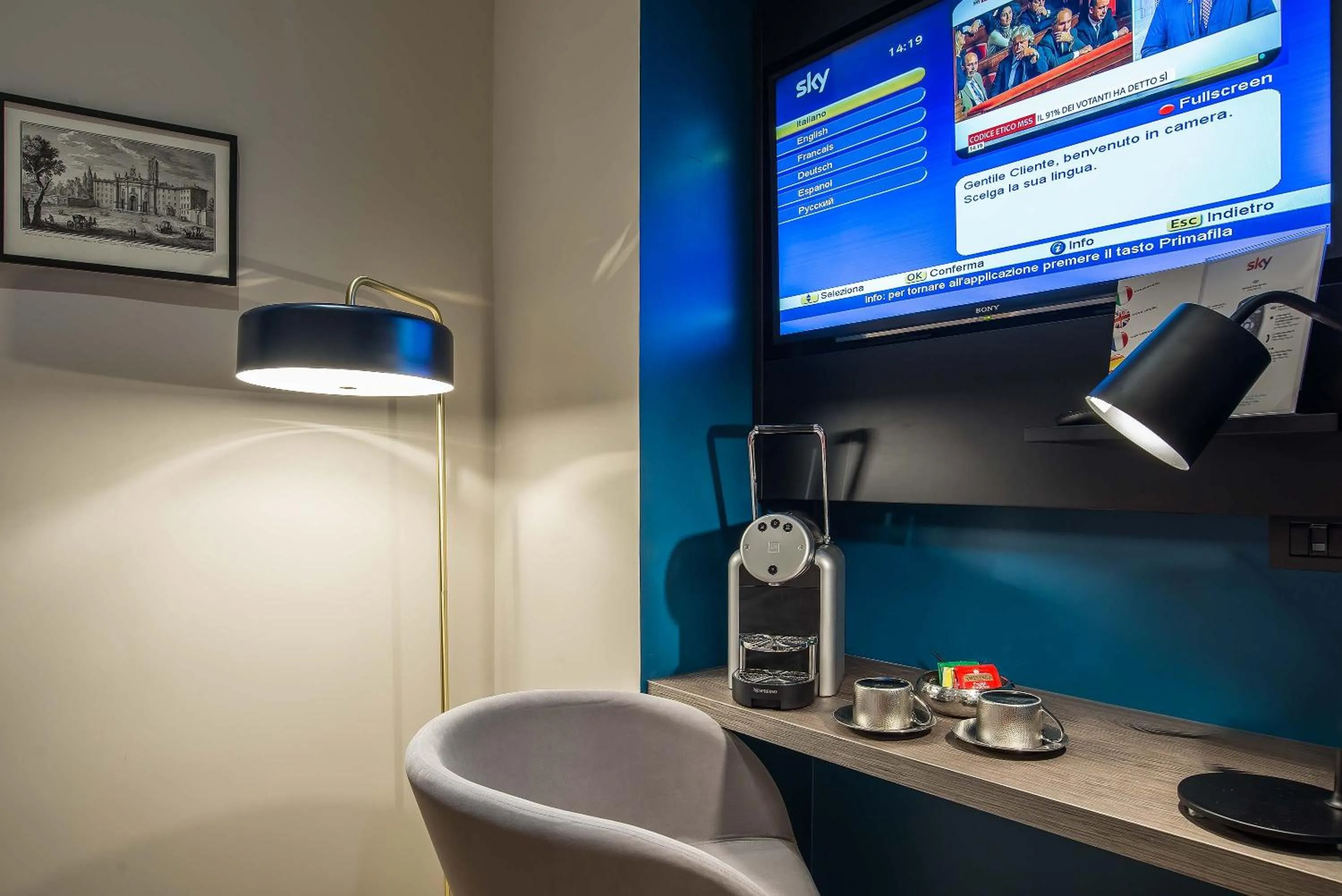 TV and multimedia in Navona Street Hotel