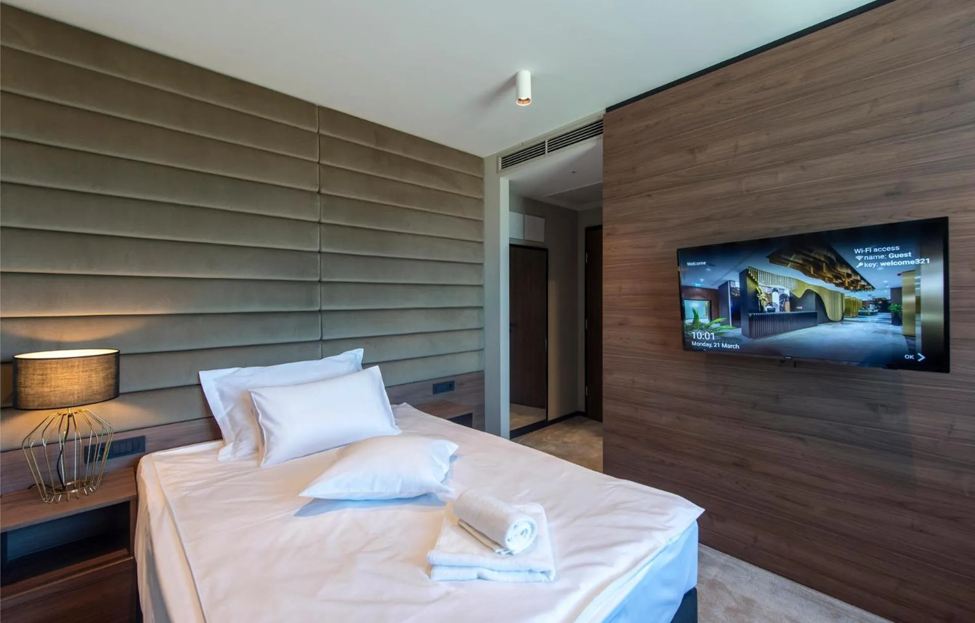 Photo of the whole room, Bed in Hotel Turist