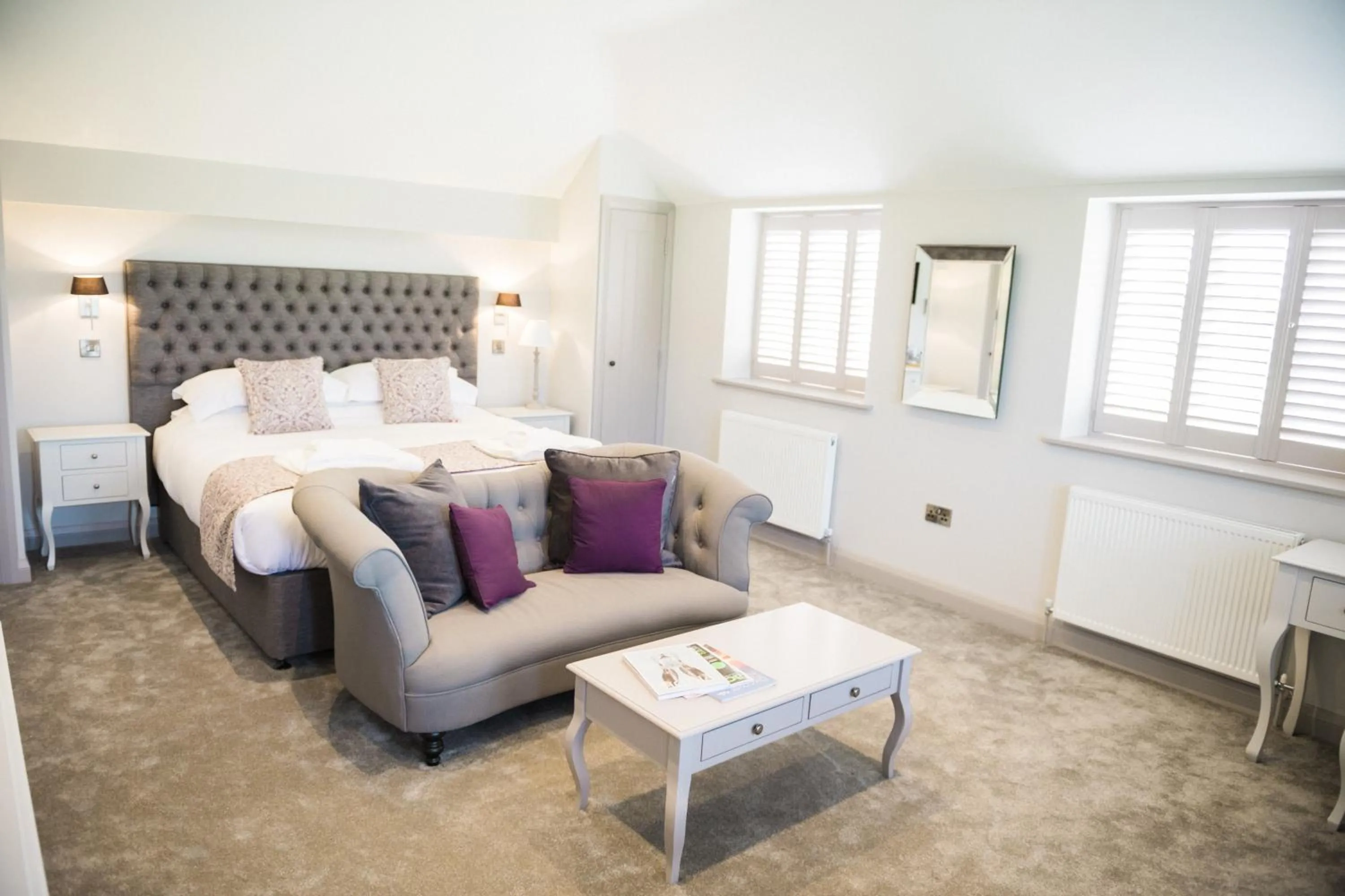 King Room with Lake View in Rutland Water Courtyard Rooms