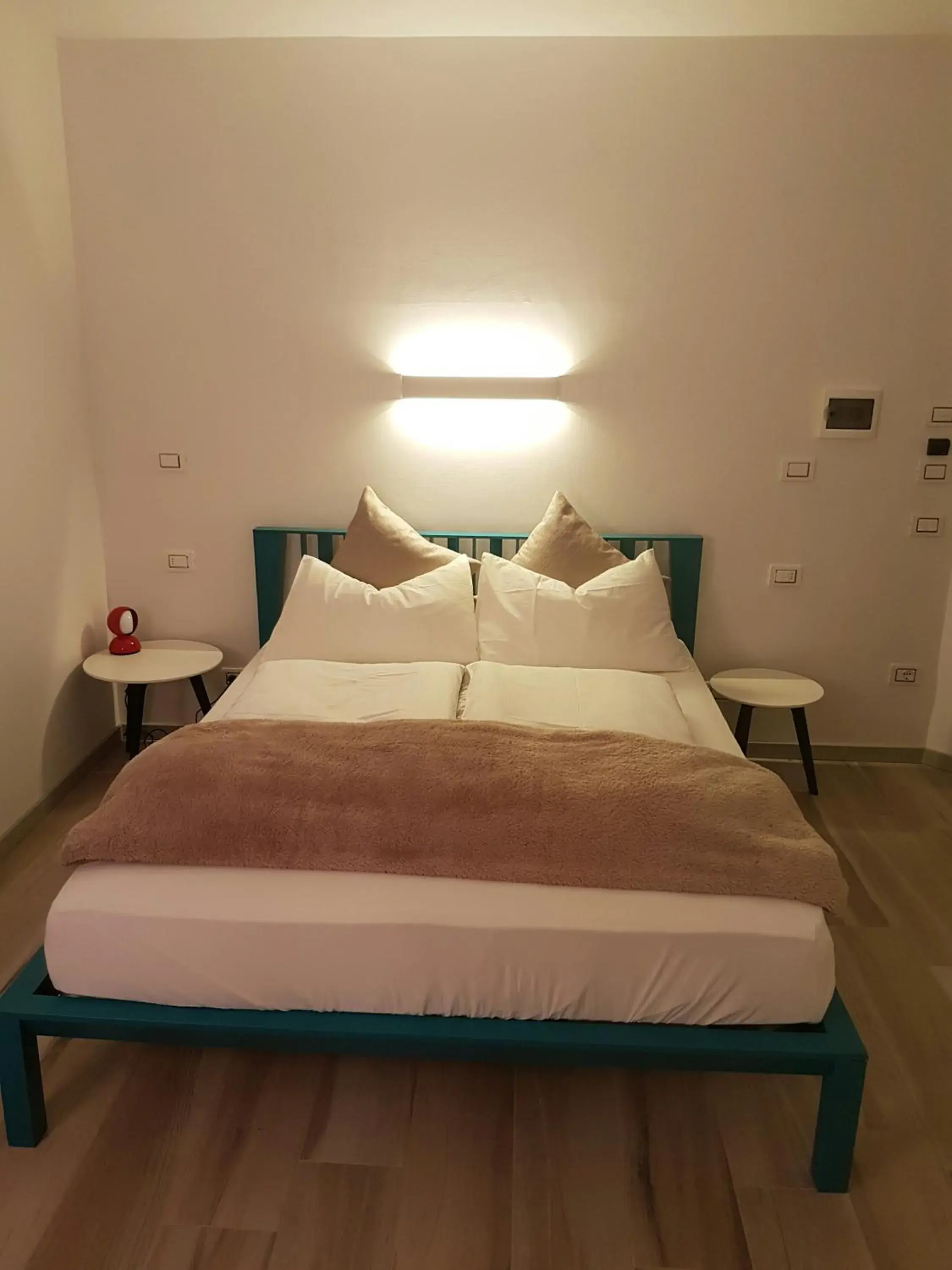 Double Room in B&B Perbacco Relax Double Room in B&B Perbacco Relax