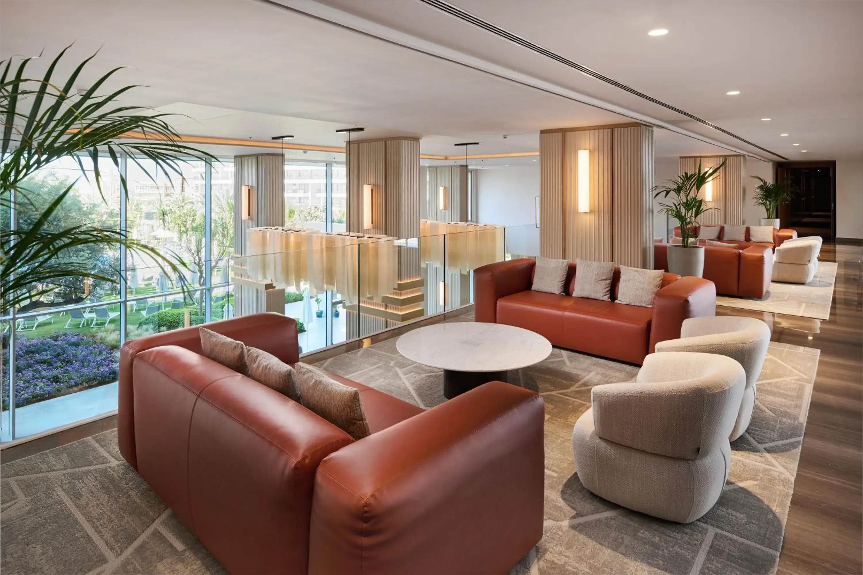 Lounge or bar in Hipotels Playa de Palma Palace&Spa Lounge or bar in Hipotels Playa de Palma Palace&Spa