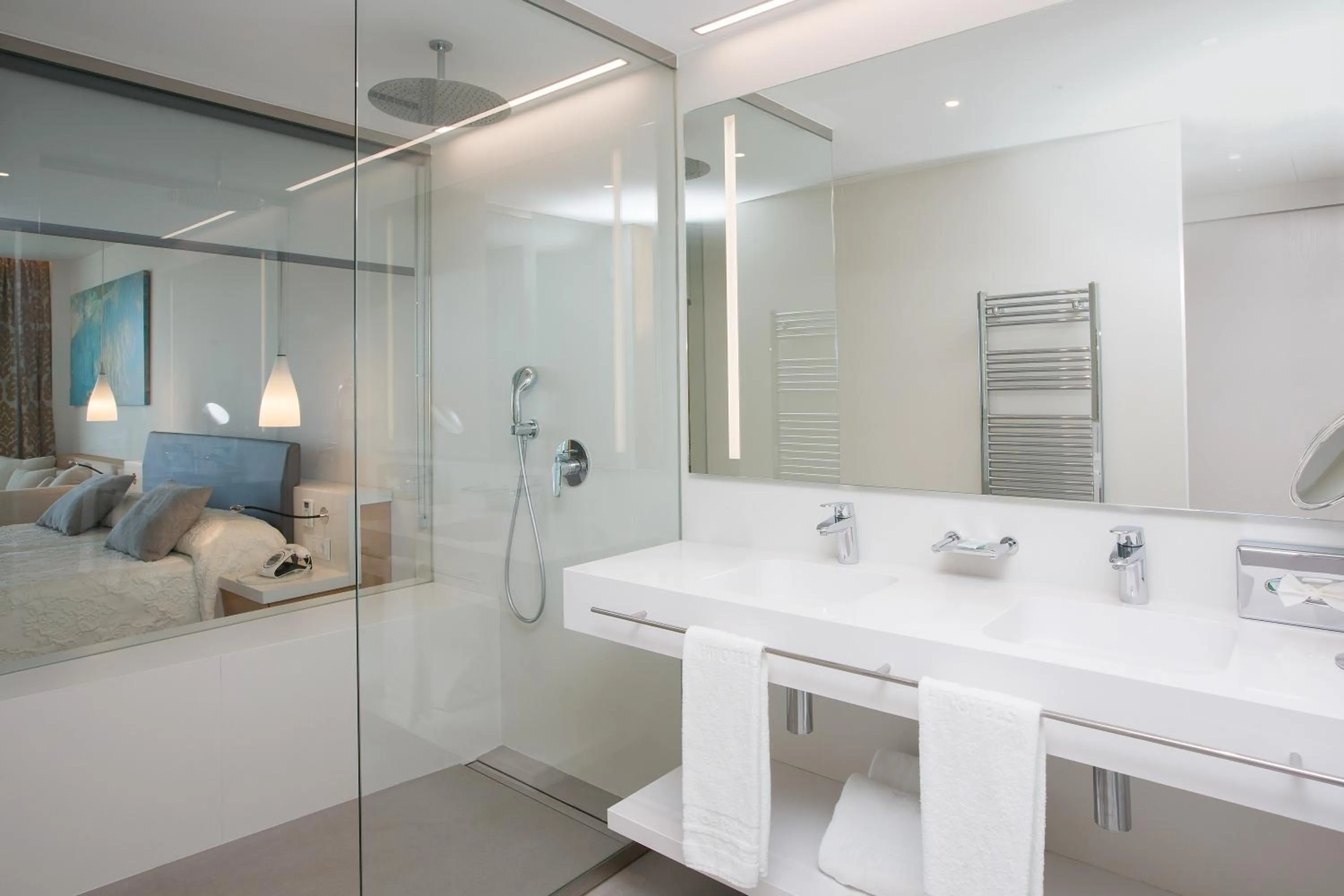 Shower in Hipotels Playa de Palma Palace&Spa