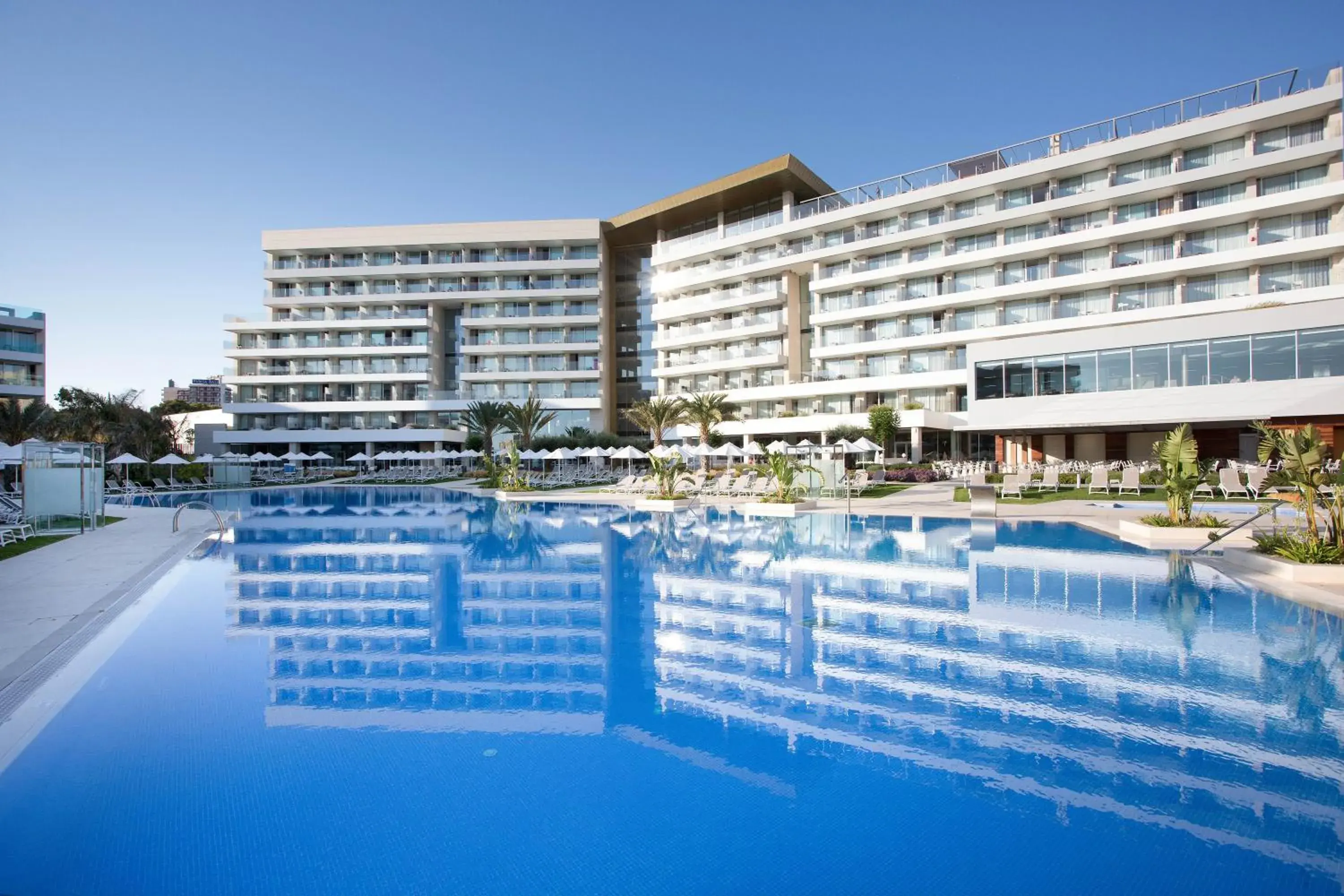 Property building in Hipotels Playa de Palma Palace&Spa Property building in Hipotels Playa de Palma Palace&Spa