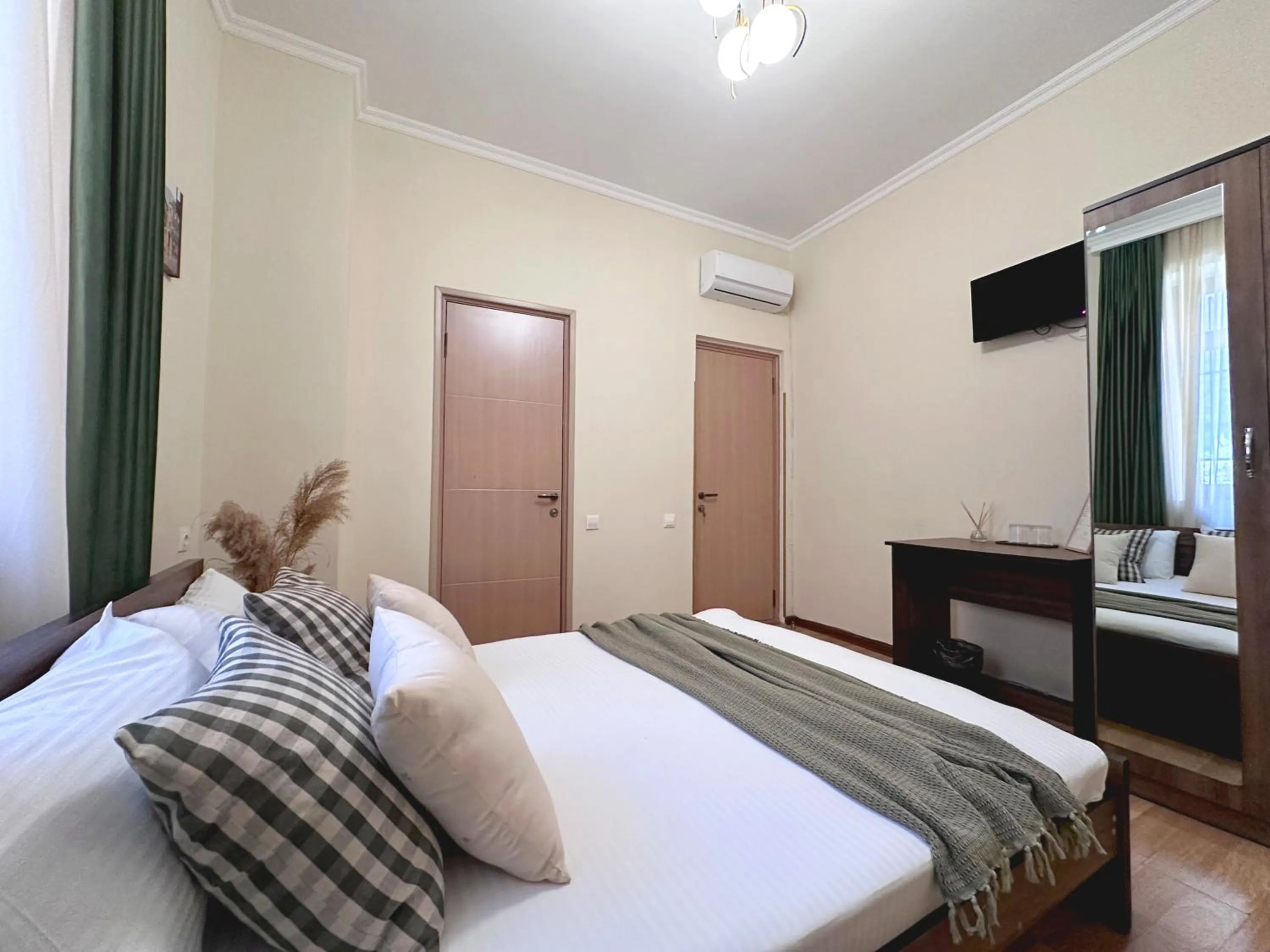 Bedroom, Bed in Betlemi Old Town Hotel