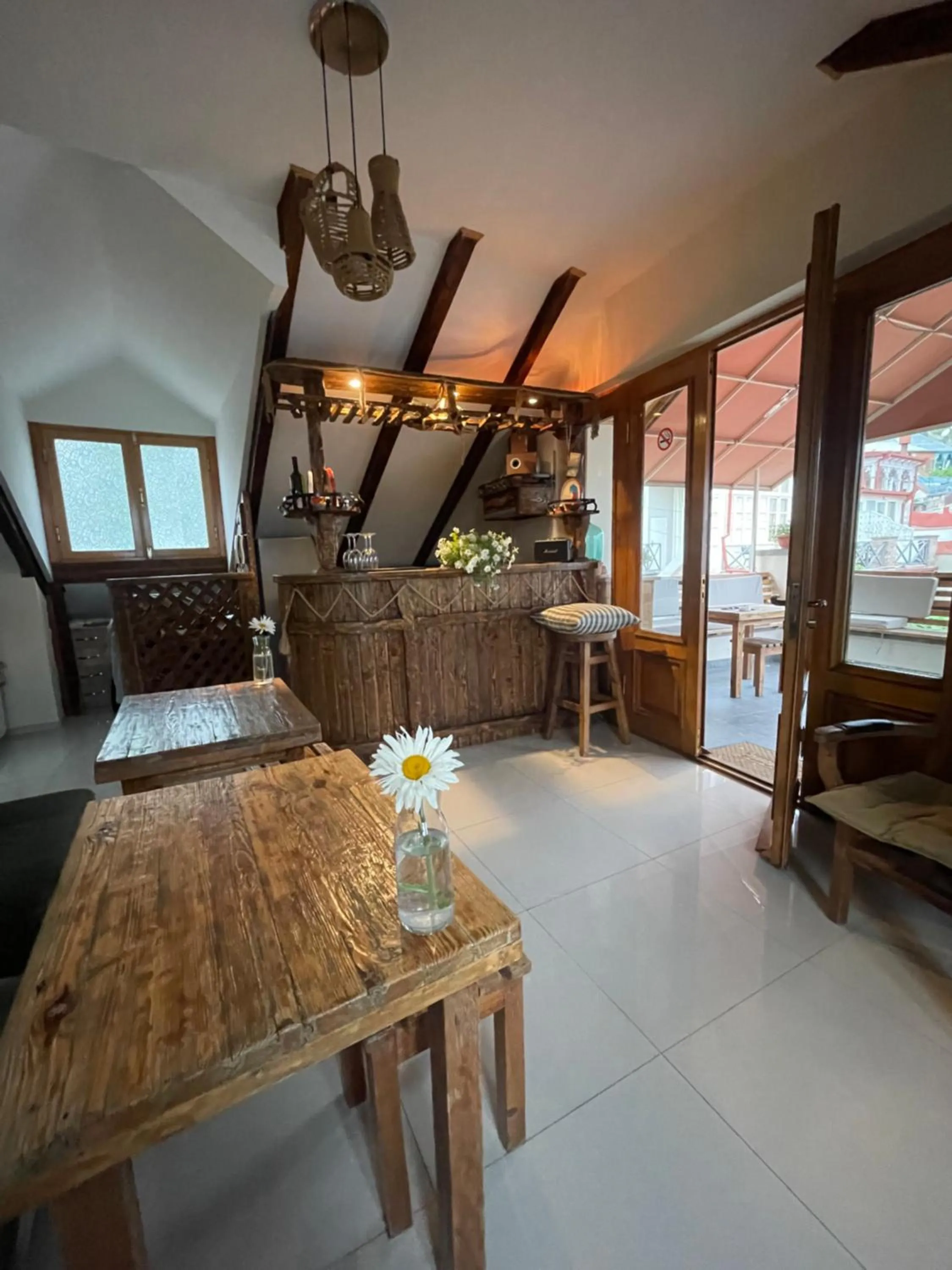 Seating area in Betlemi Old Town Hotel