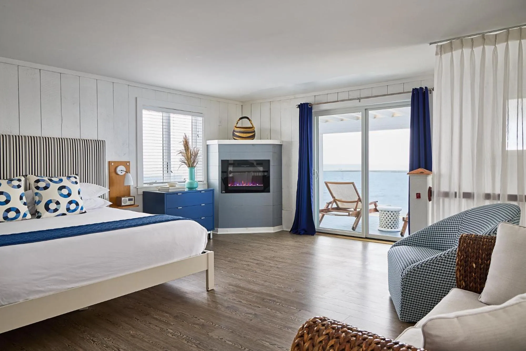 Photo of the whole room, Bed in Blue - Inn on the Beach