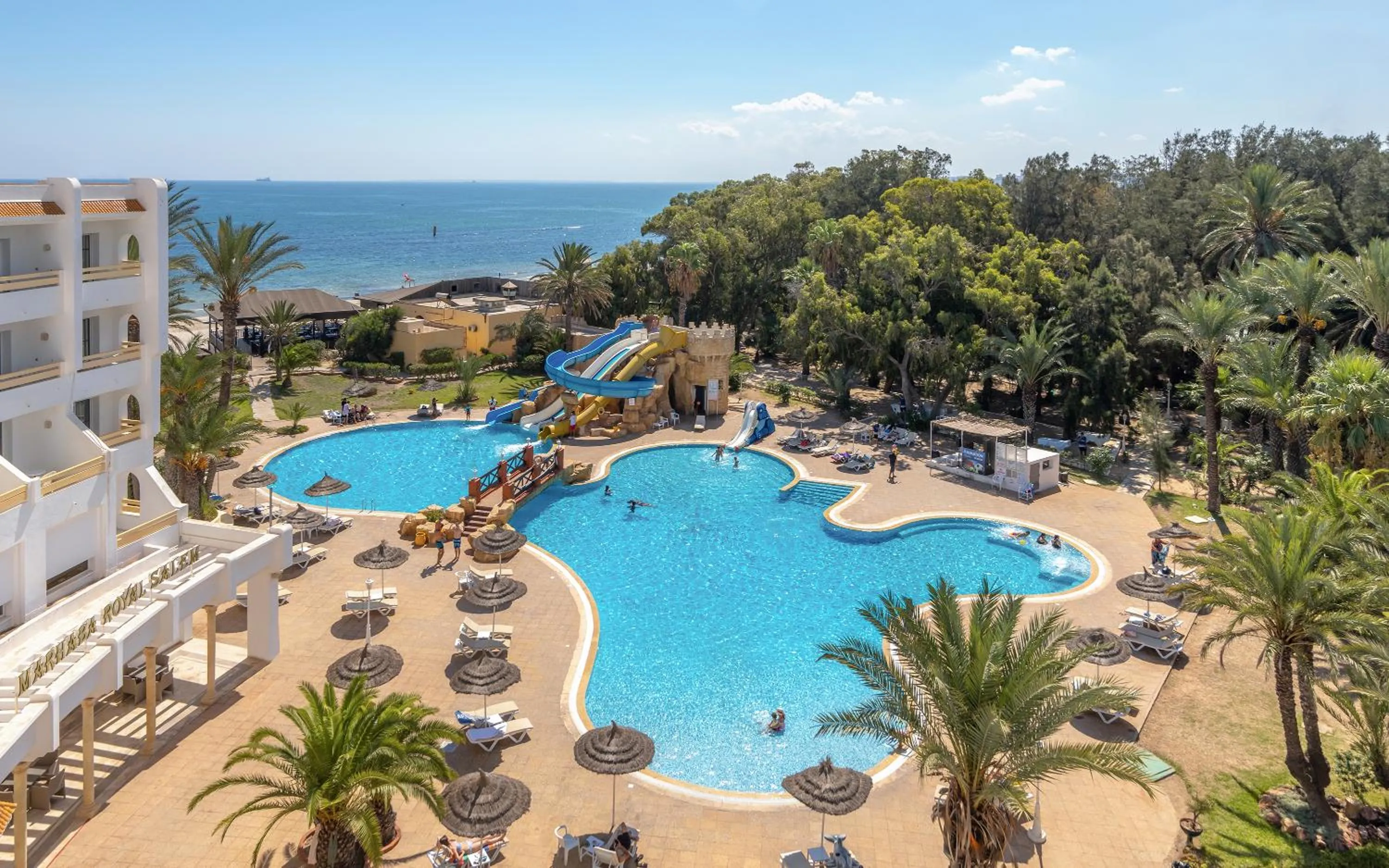 Property building in Marhaba Salem - Family Only