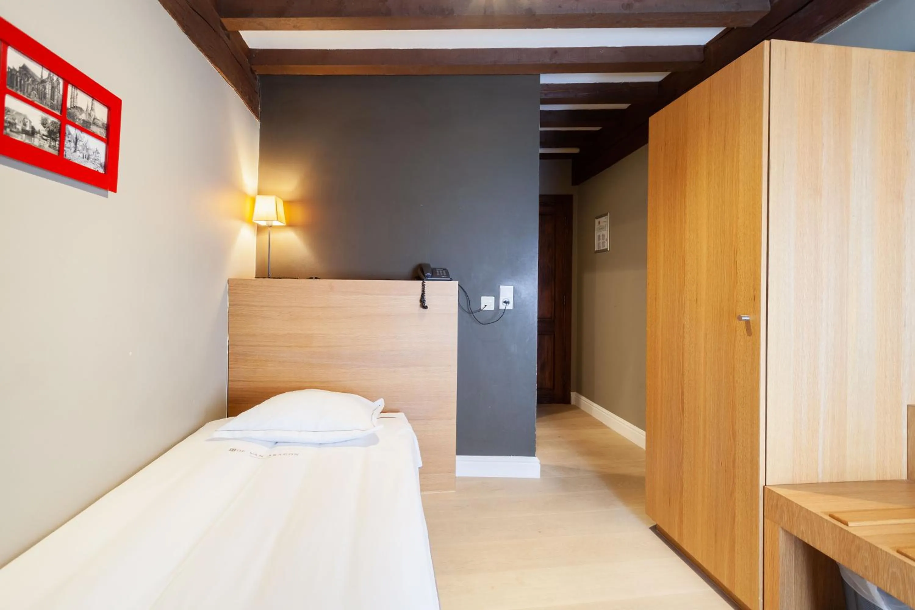 Bed in Hotel Hof van Aragon