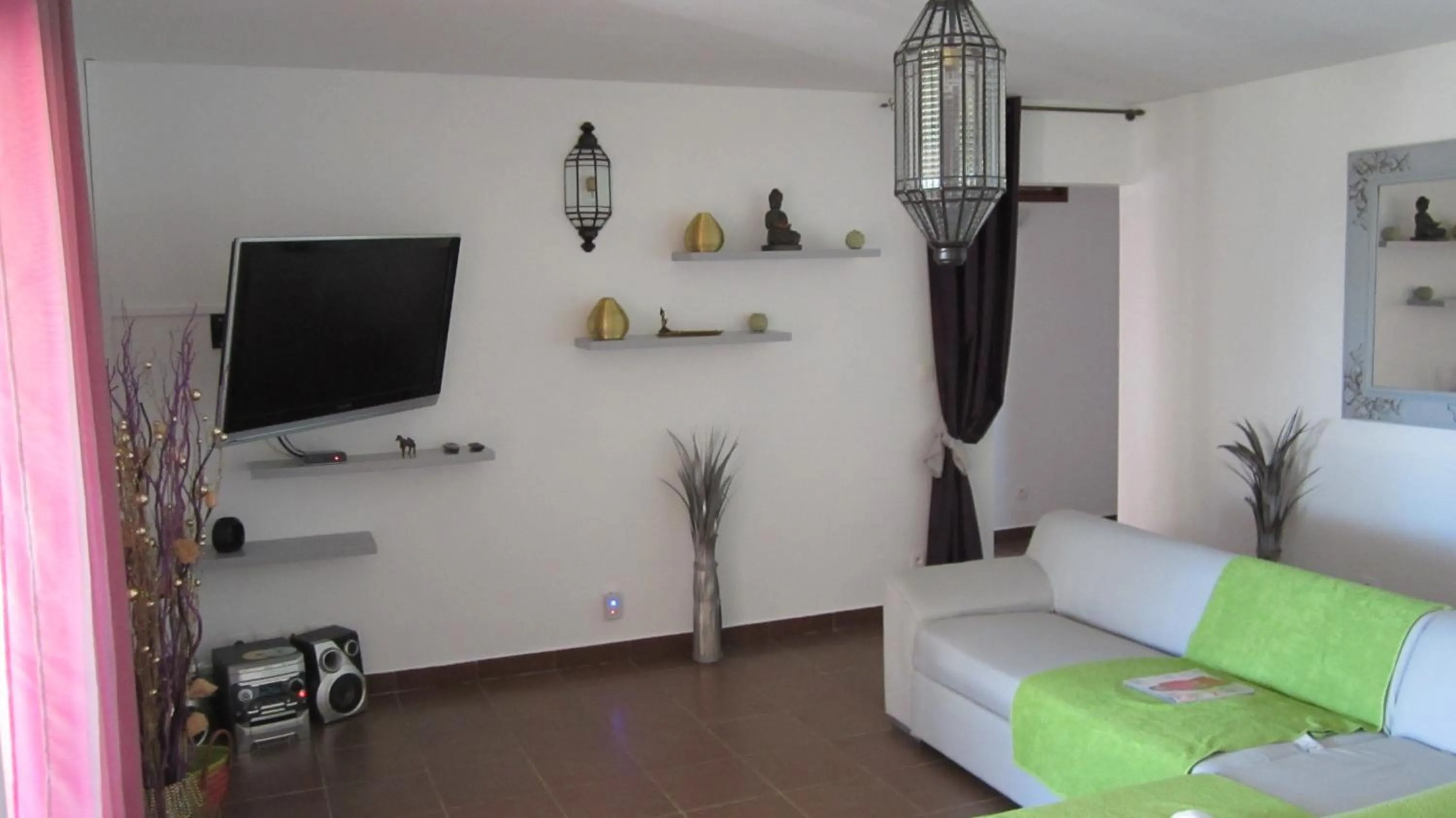 Property building, Bed in Eden Blue