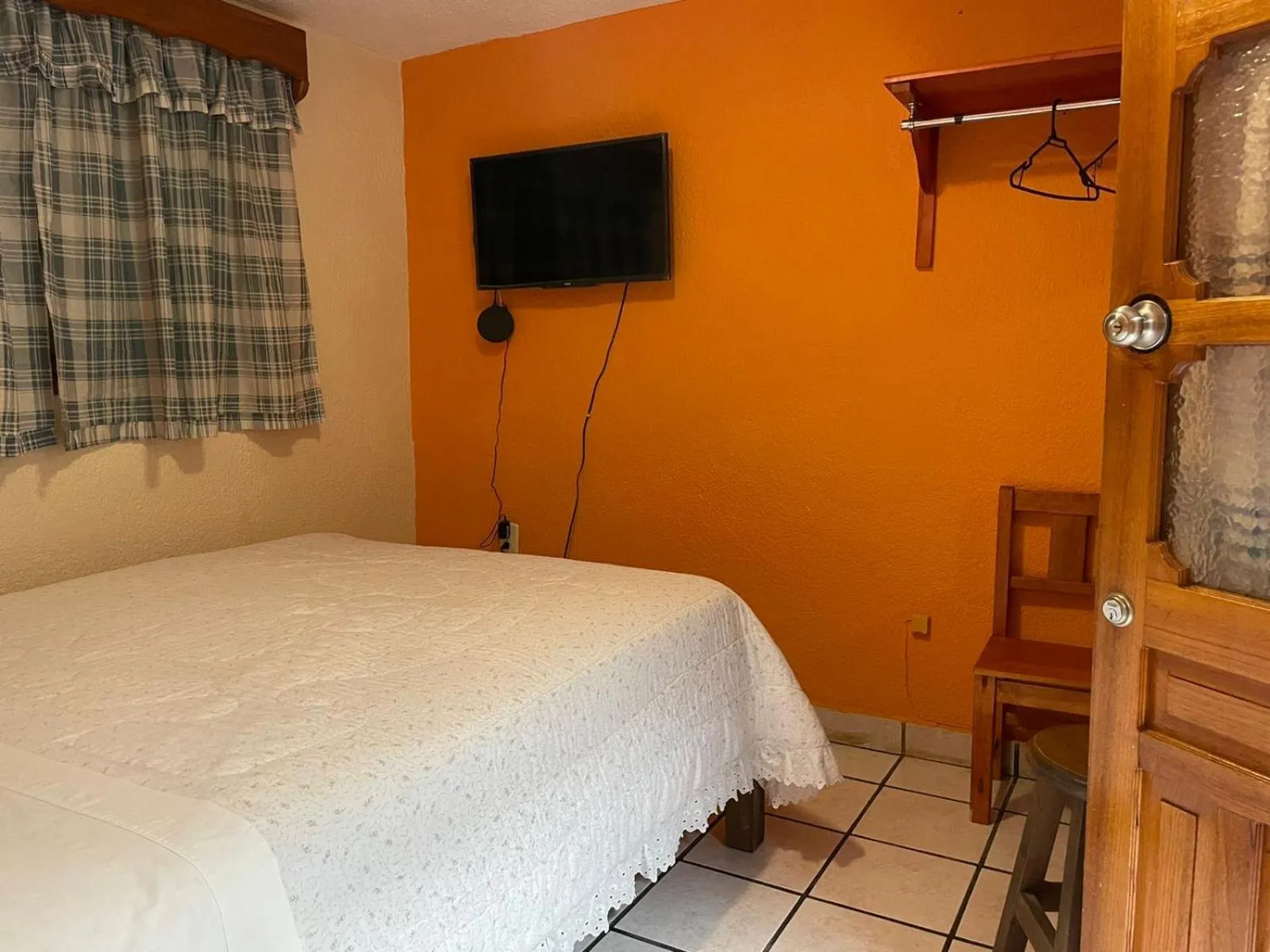 TV/Entertainment Center in Posada Catalina