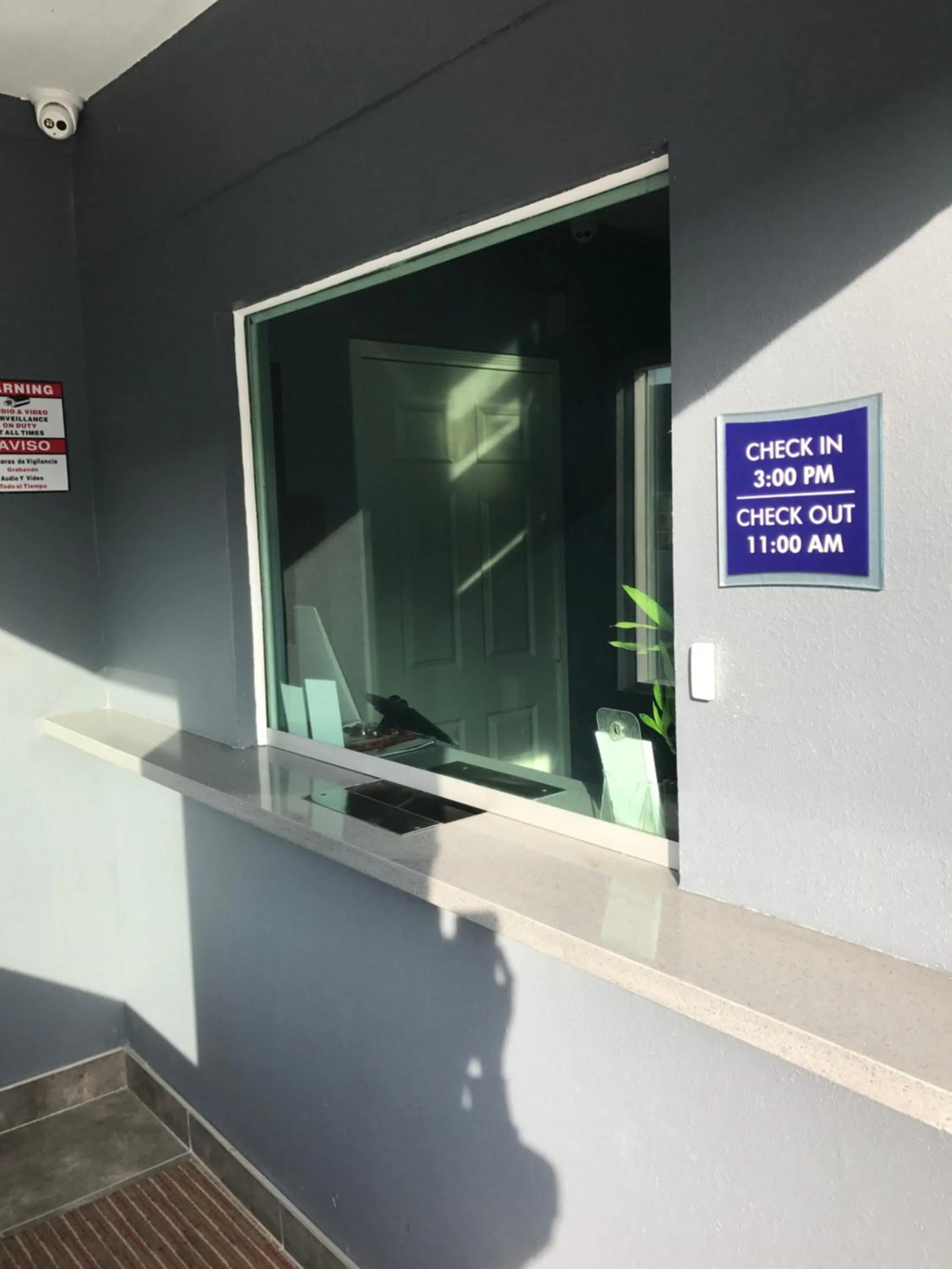 Lobby or reception in Empire Inn