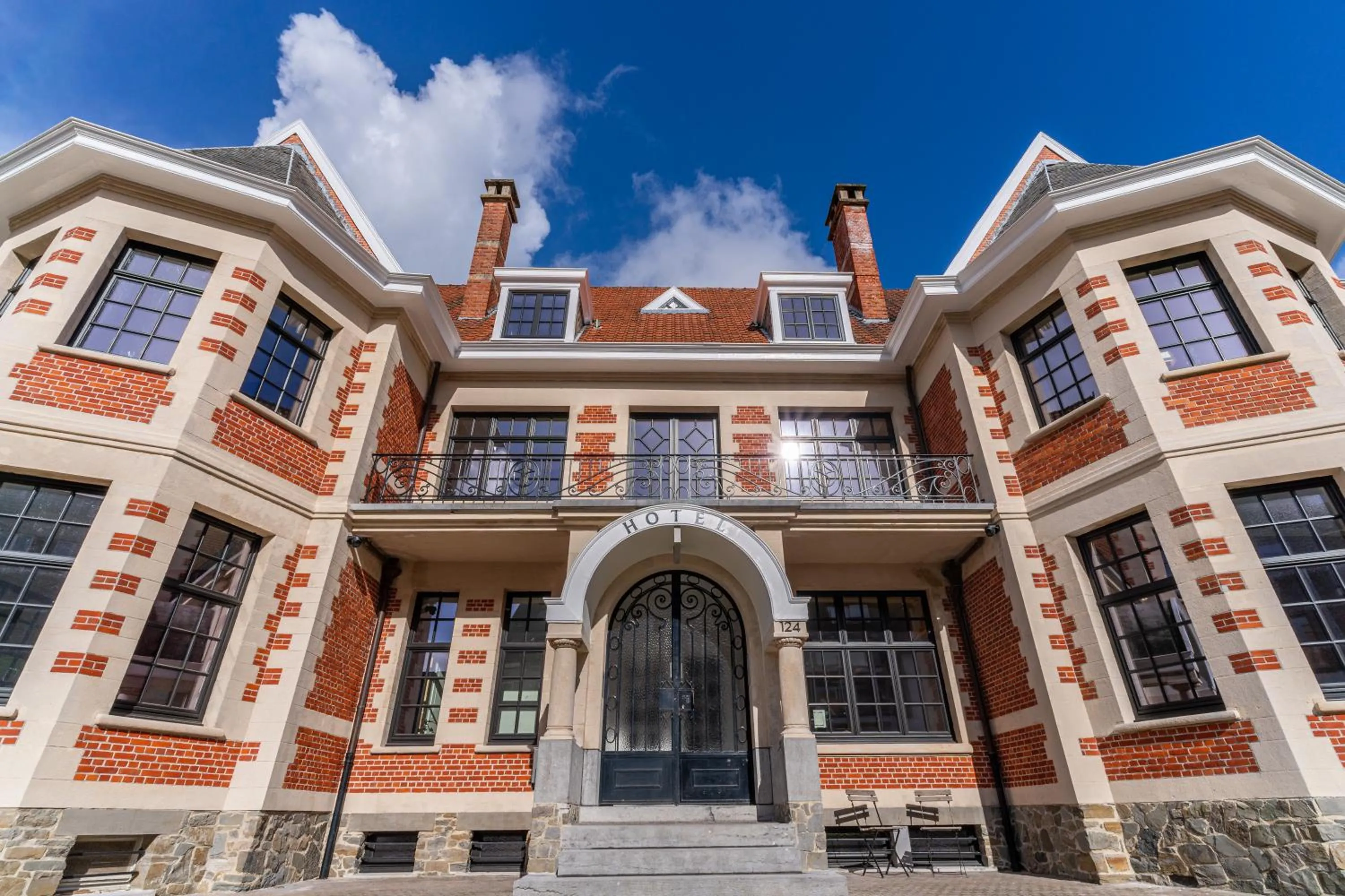 Property building in Hotel Villa Monte