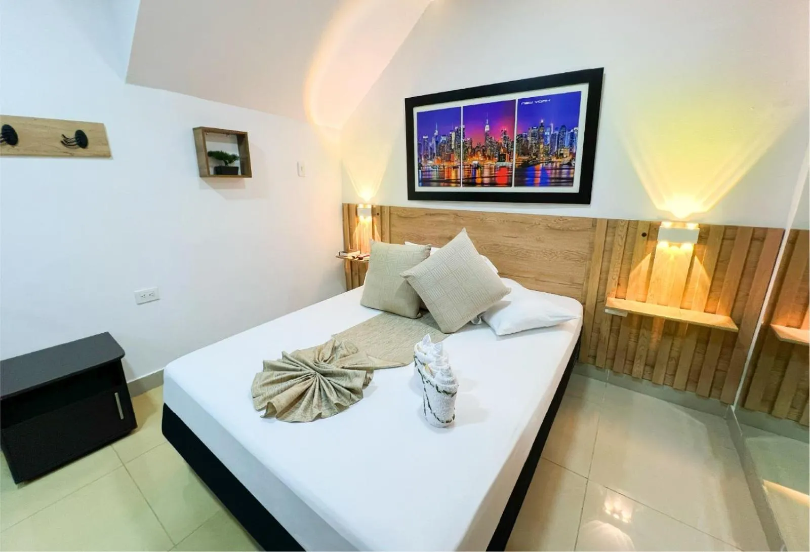 Sixth House Suite