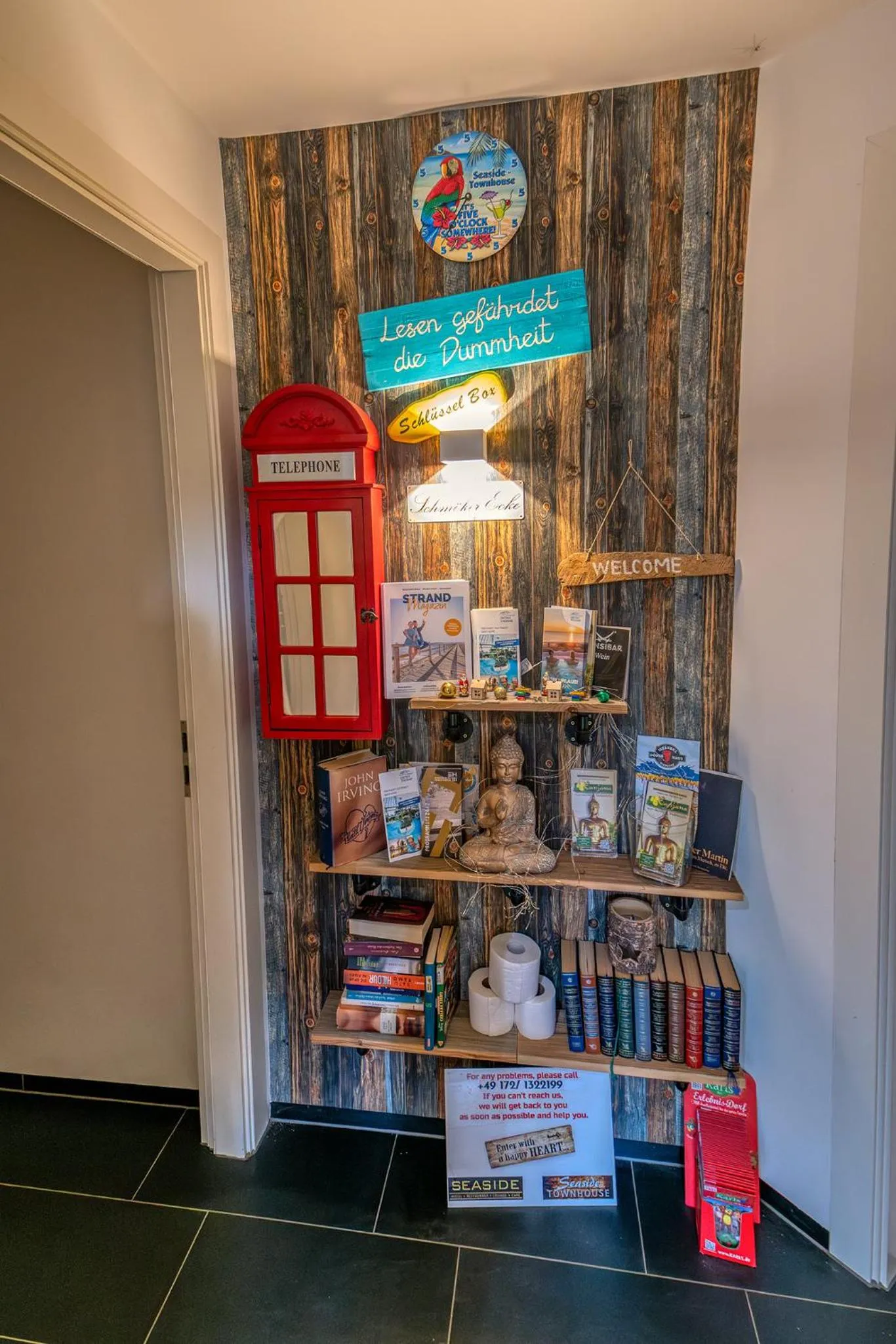 Library in Seaside-Townhouse