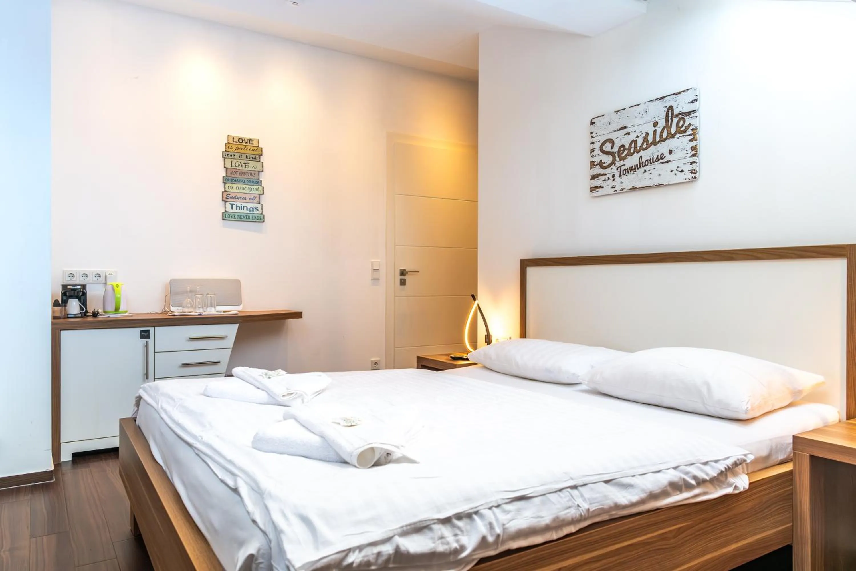 Bed in Seaside-Townhouse