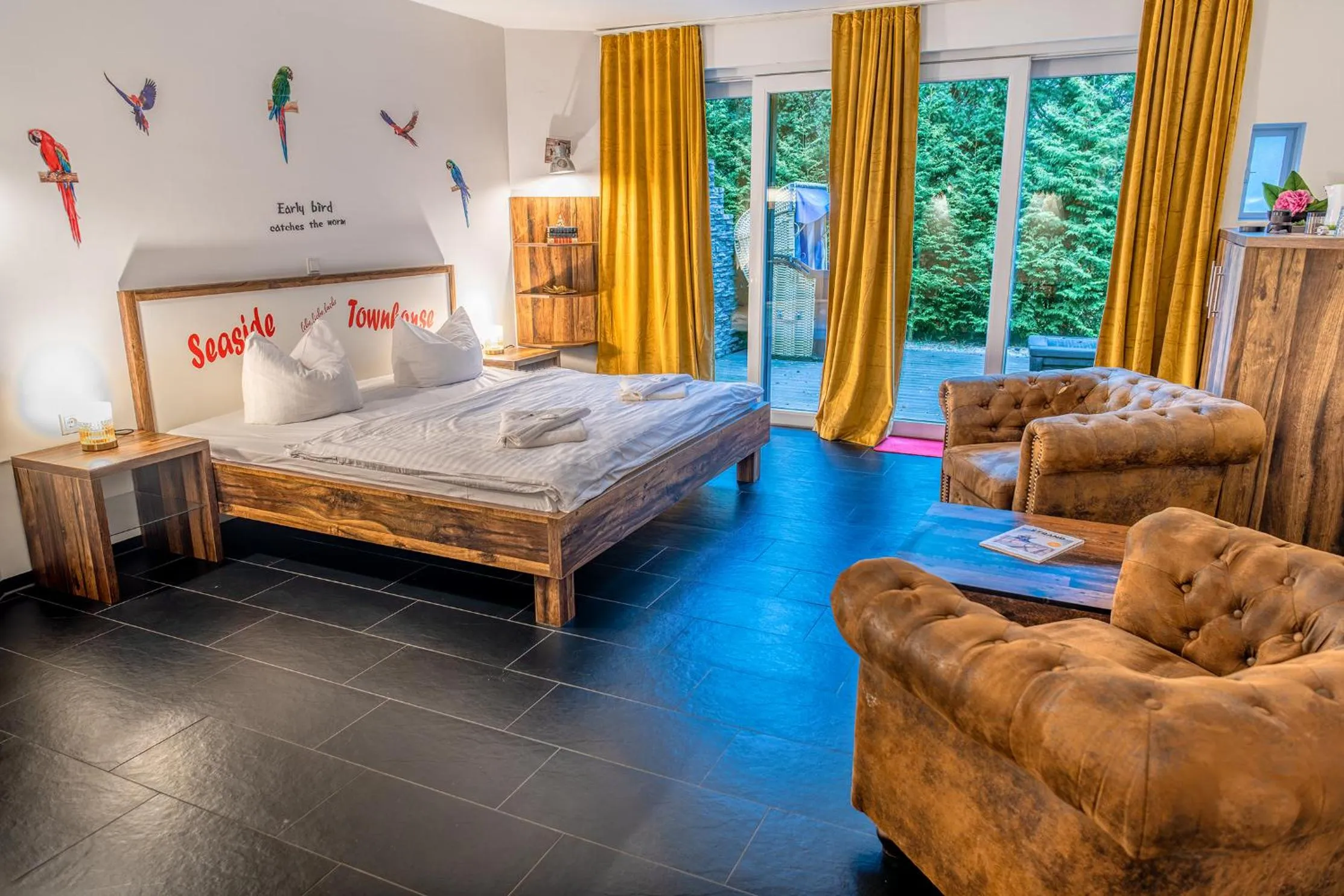 Photo of the whole room, Bed in Seaside-Townhouse