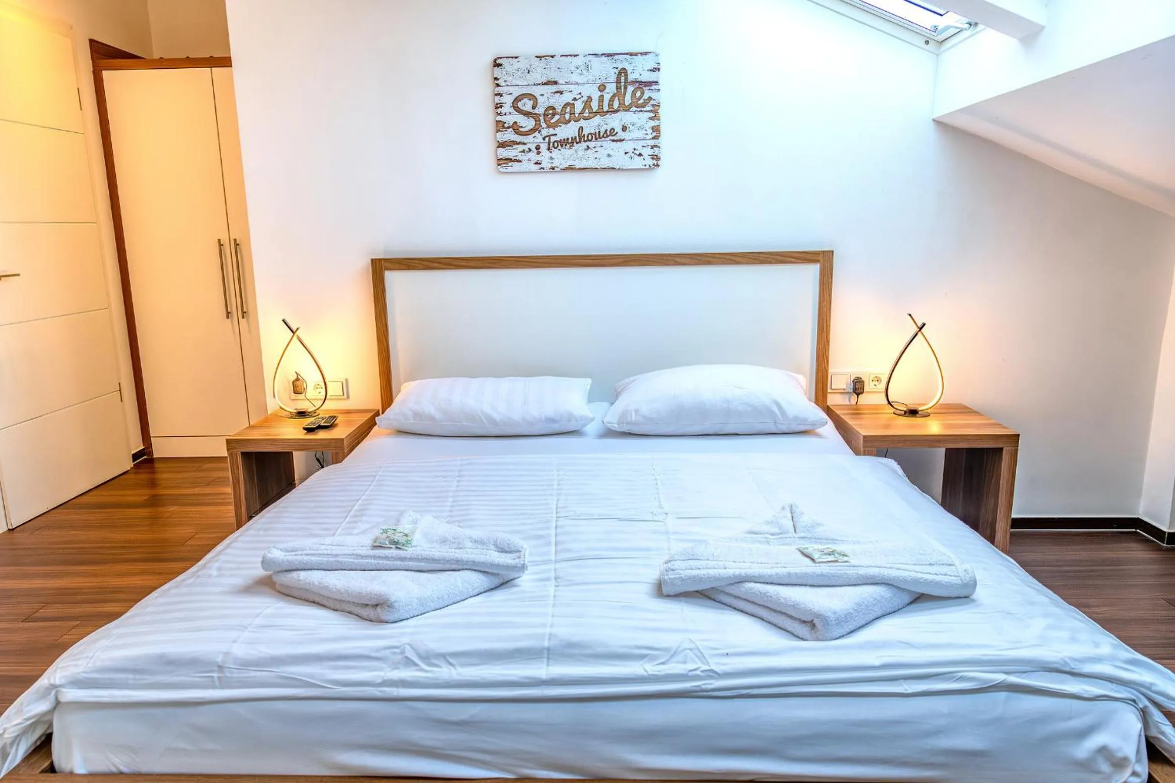 Bed in Seaside-Townhouse