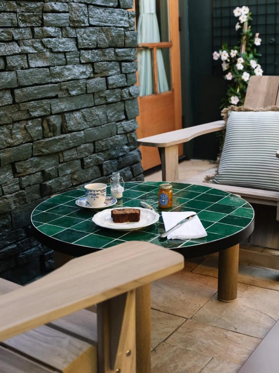 Breakfast in Le Petit Pali Brentwood