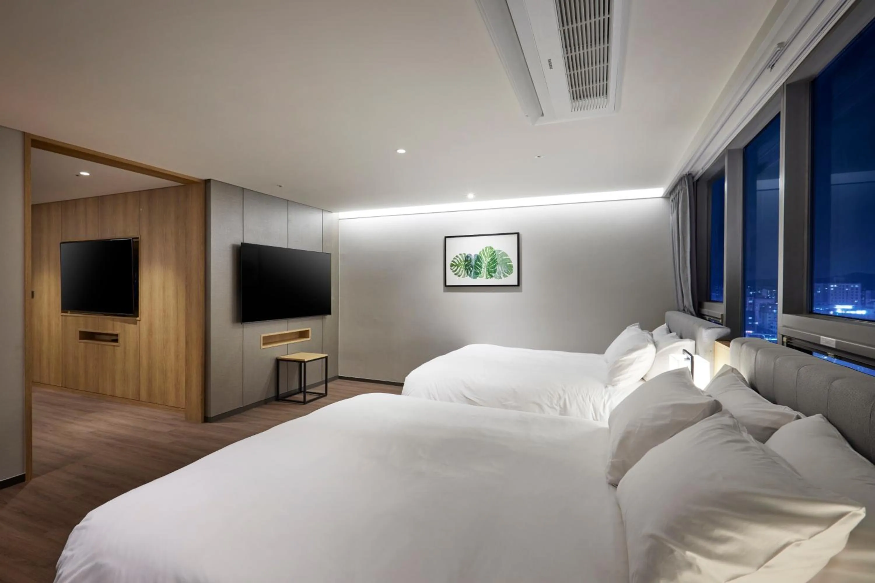 Bed in Hotel Interciti