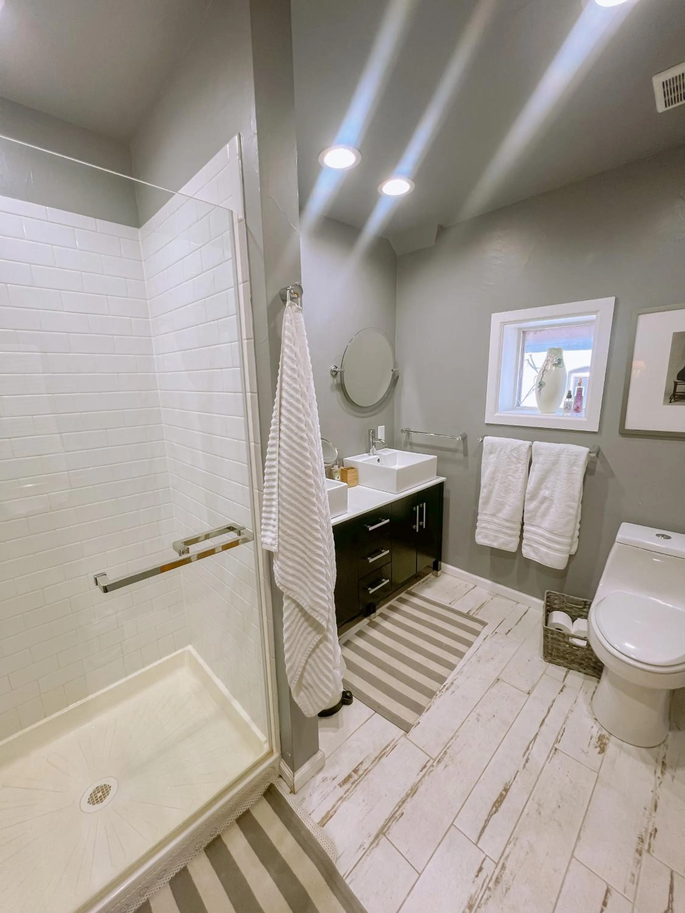 Bathroom in Off Broadway B & B