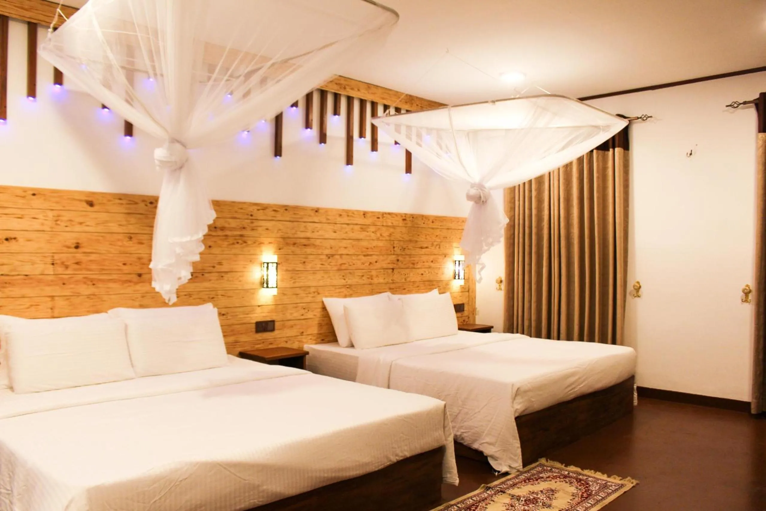 Quadruple Room with Balcony - single occupancy in Lavender Homestay
