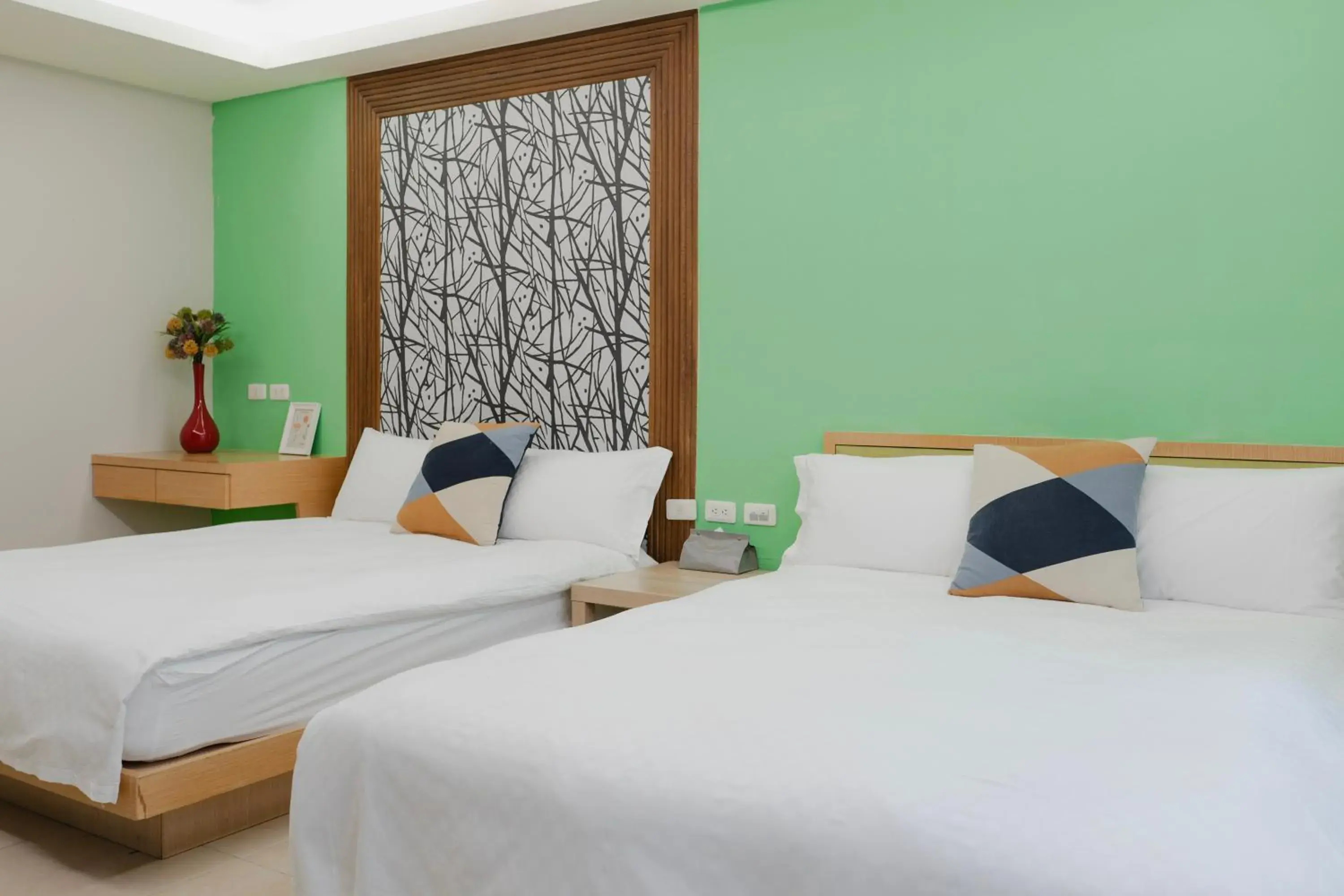 Photo of the whole room, Bed in LJ Hotel Photo of the whole room, Bed in LJ Hotel